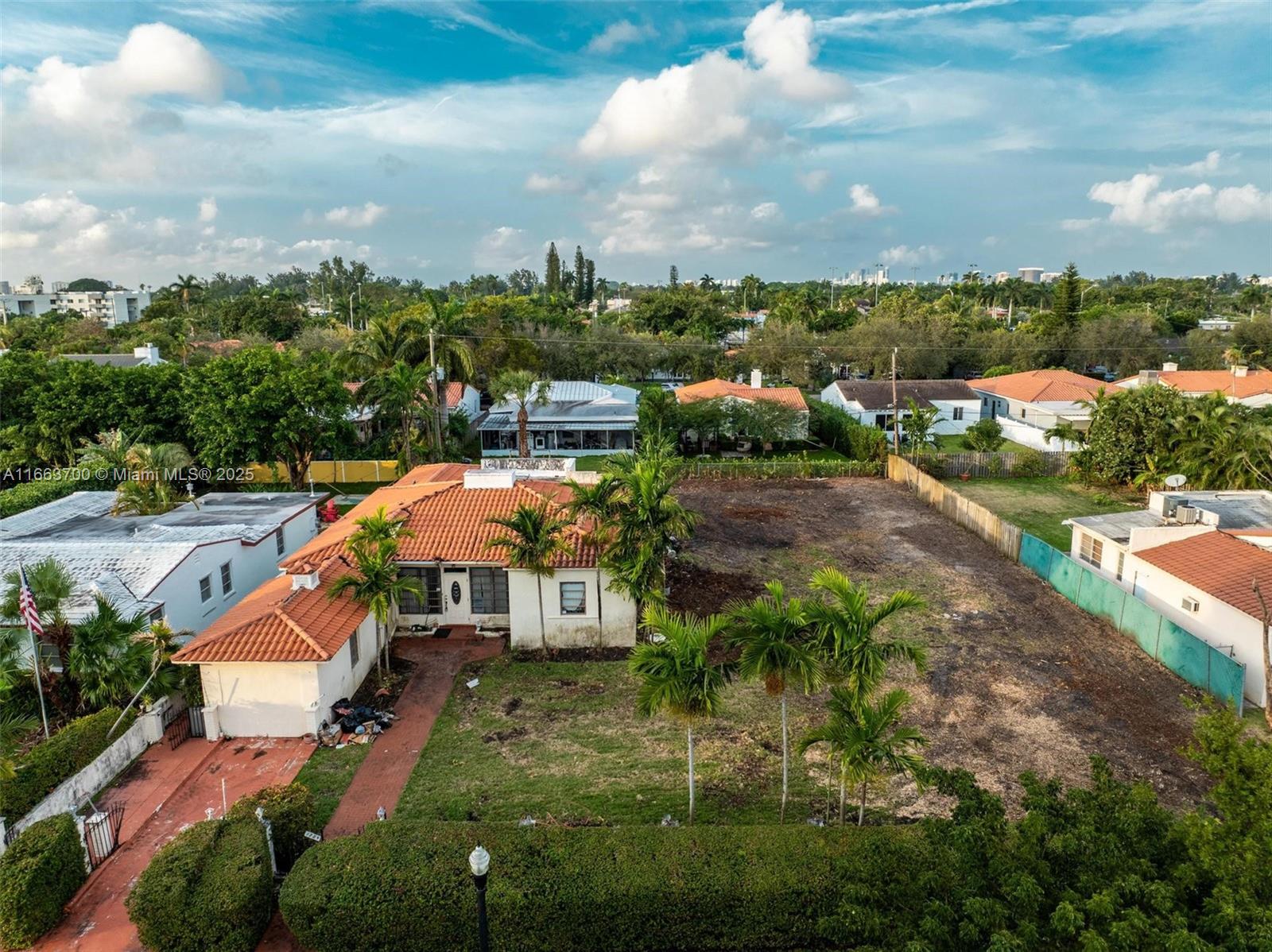 1785 Bay Dr