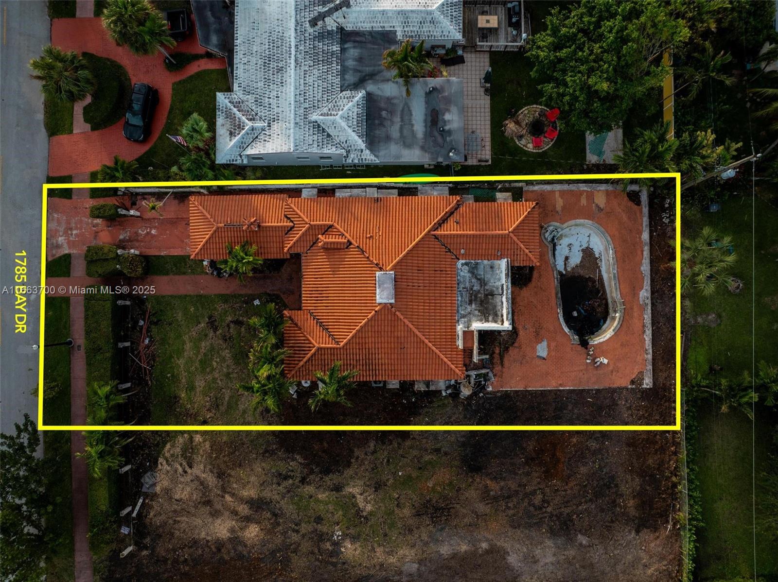 ISLE OF NORMANDY MIAMI VI - Residential