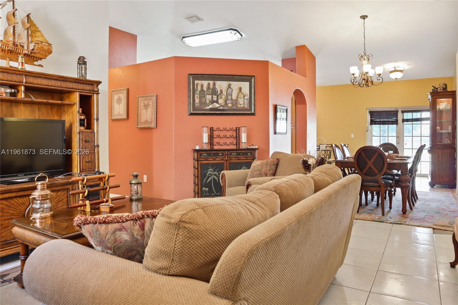 REDLANDS FOREST - Residential