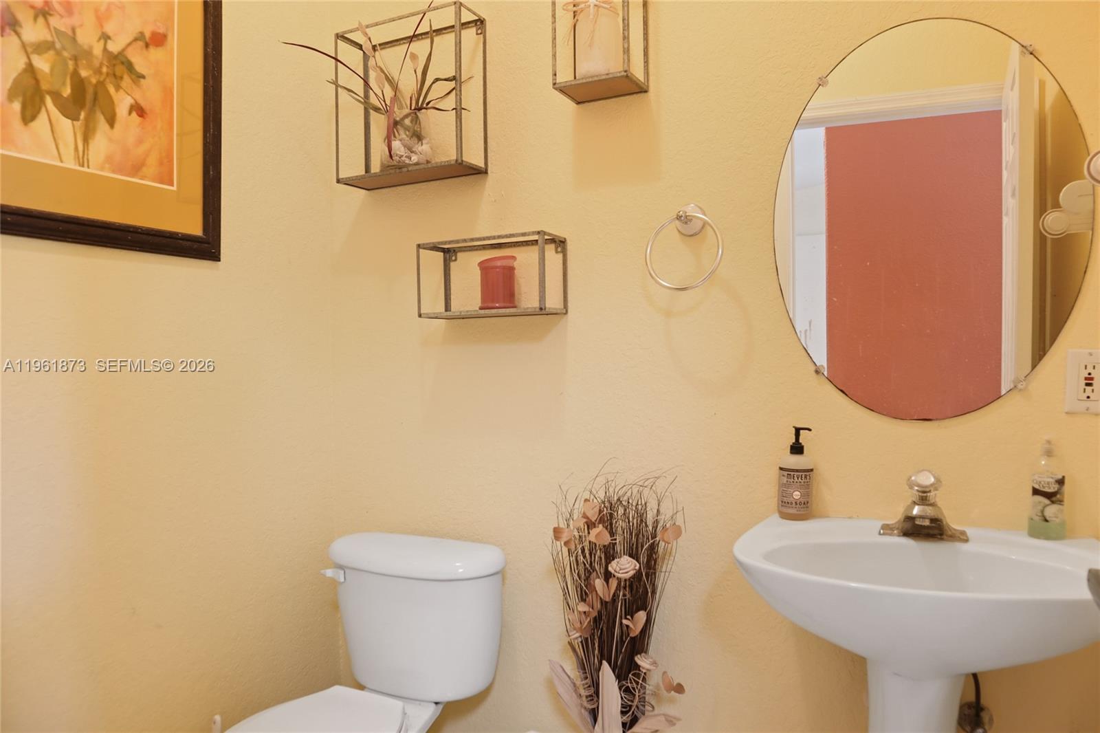 REDLANDS FOREST - Residential