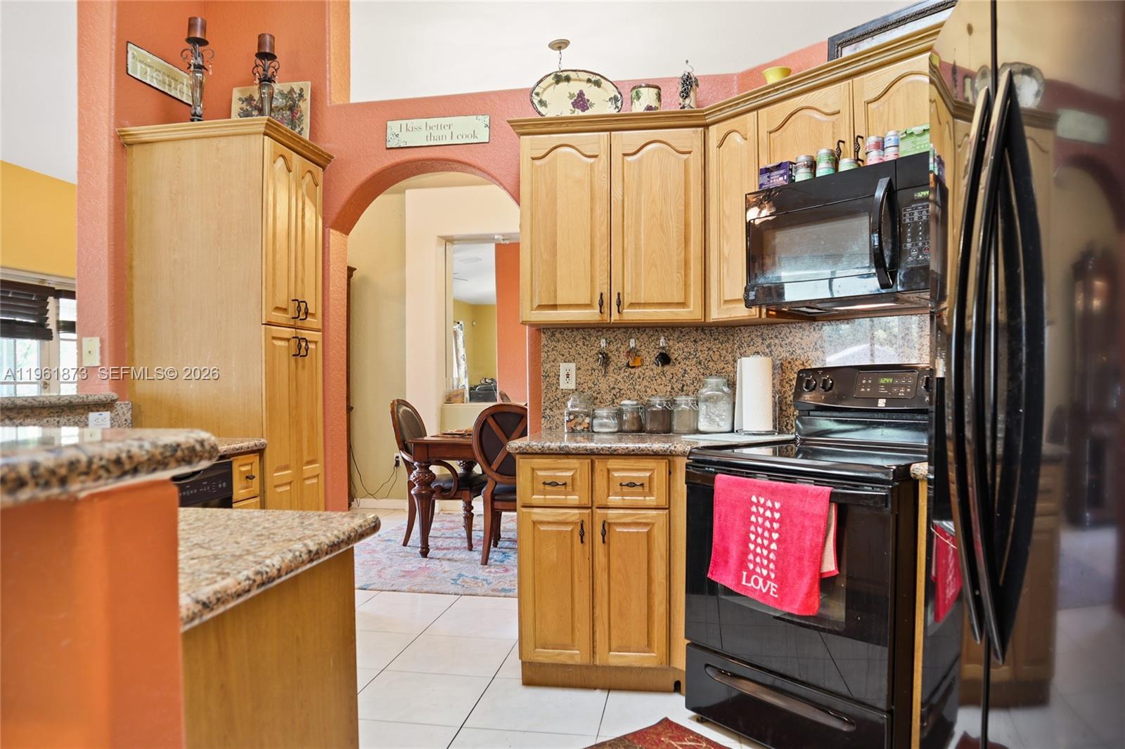 REDLANDS FOREST - Residential