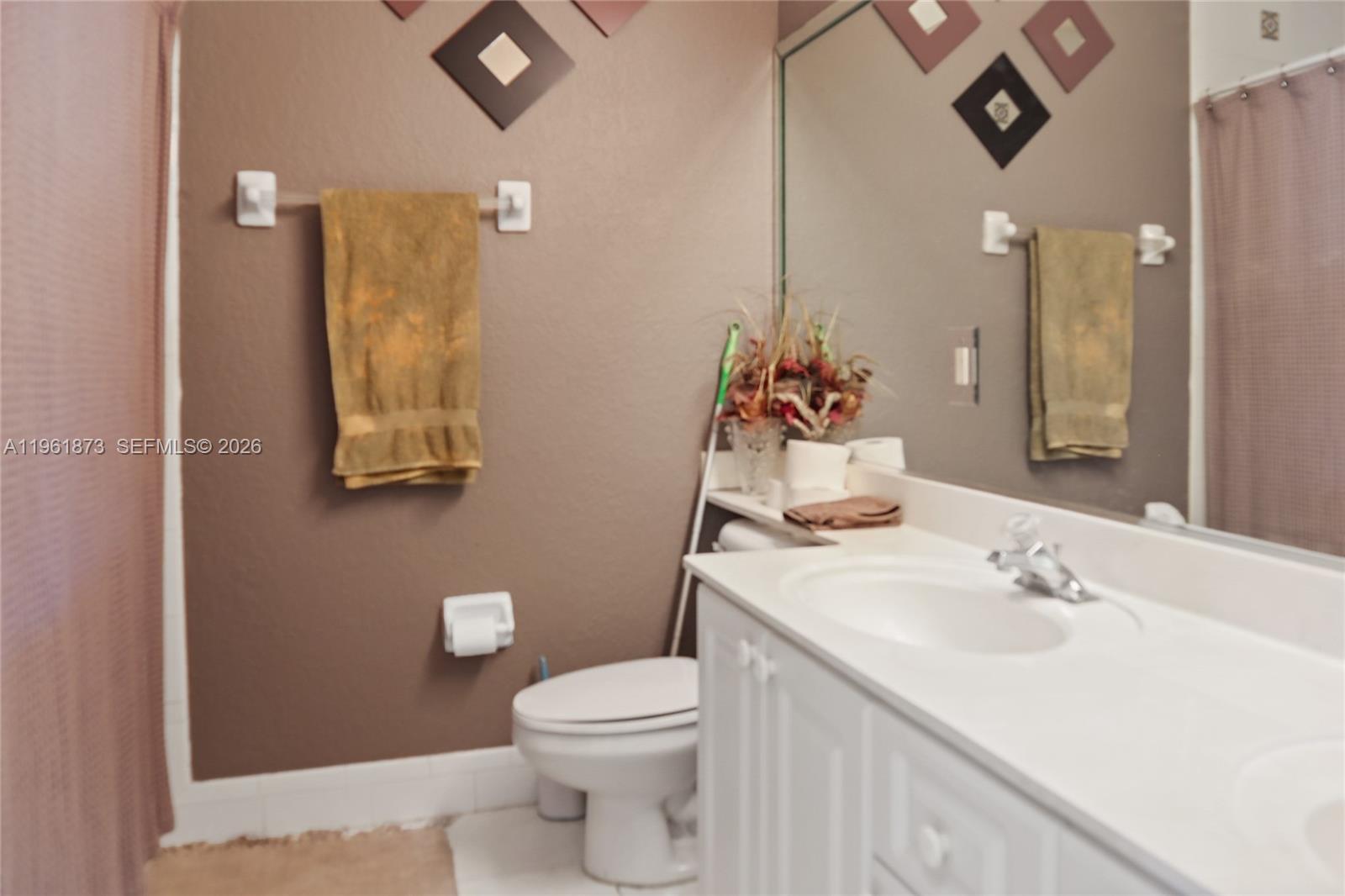 REDLANDS FOREST - Residential