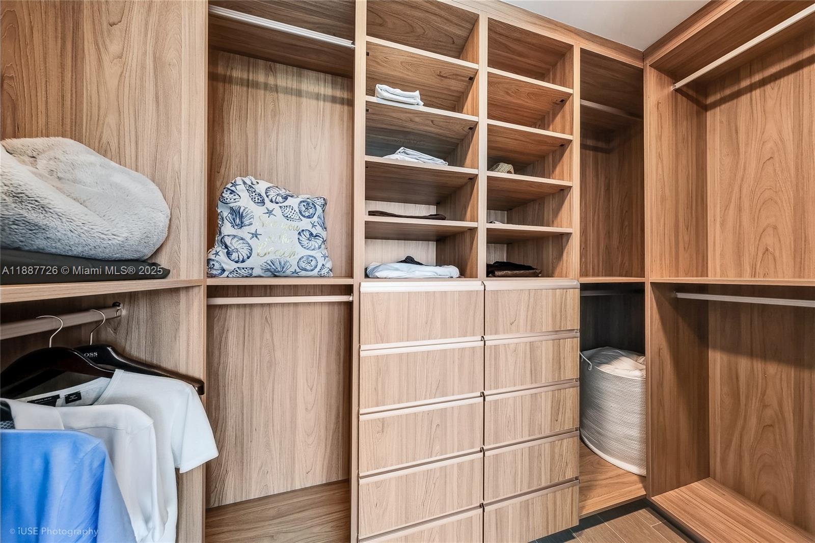 PARK RESIDENCES CONDO - Residential Lease