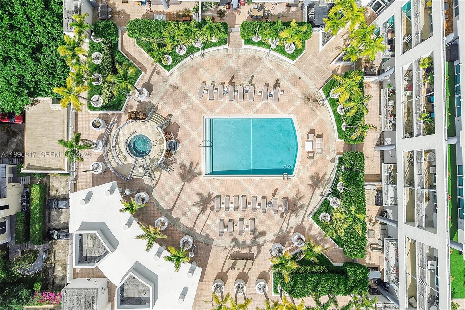 CITY 24 CONDO - Residential