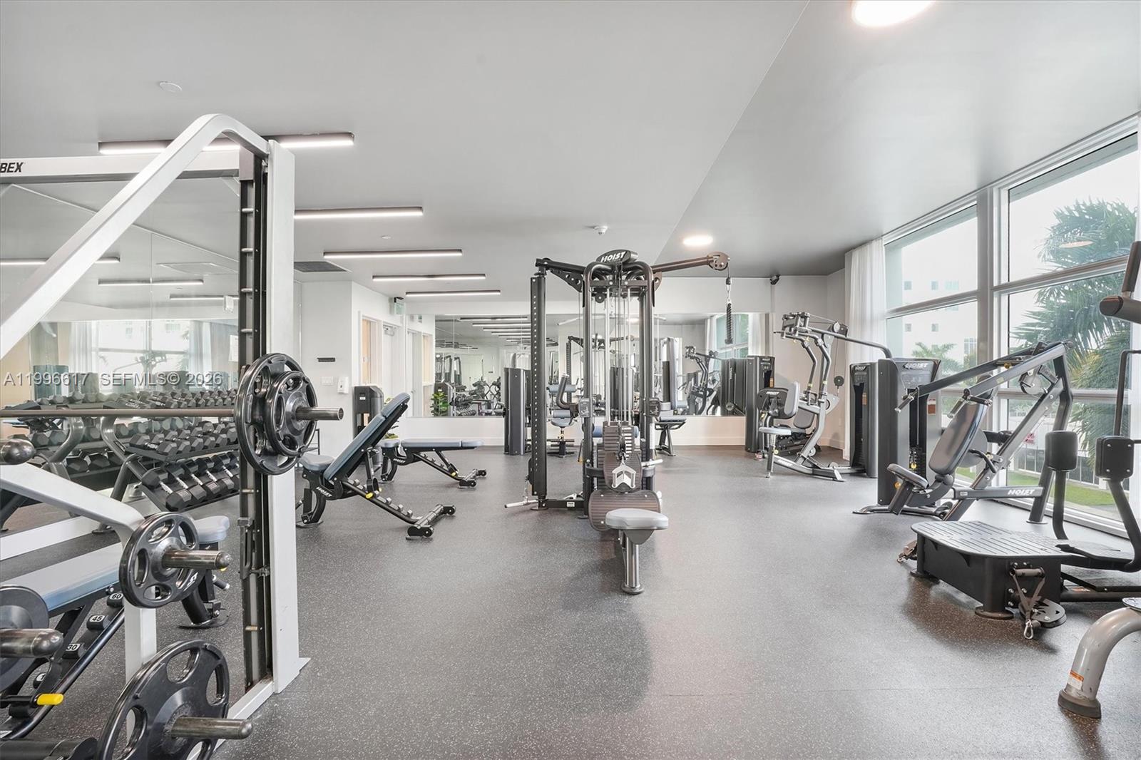 CITY 24 CONDO - Residential