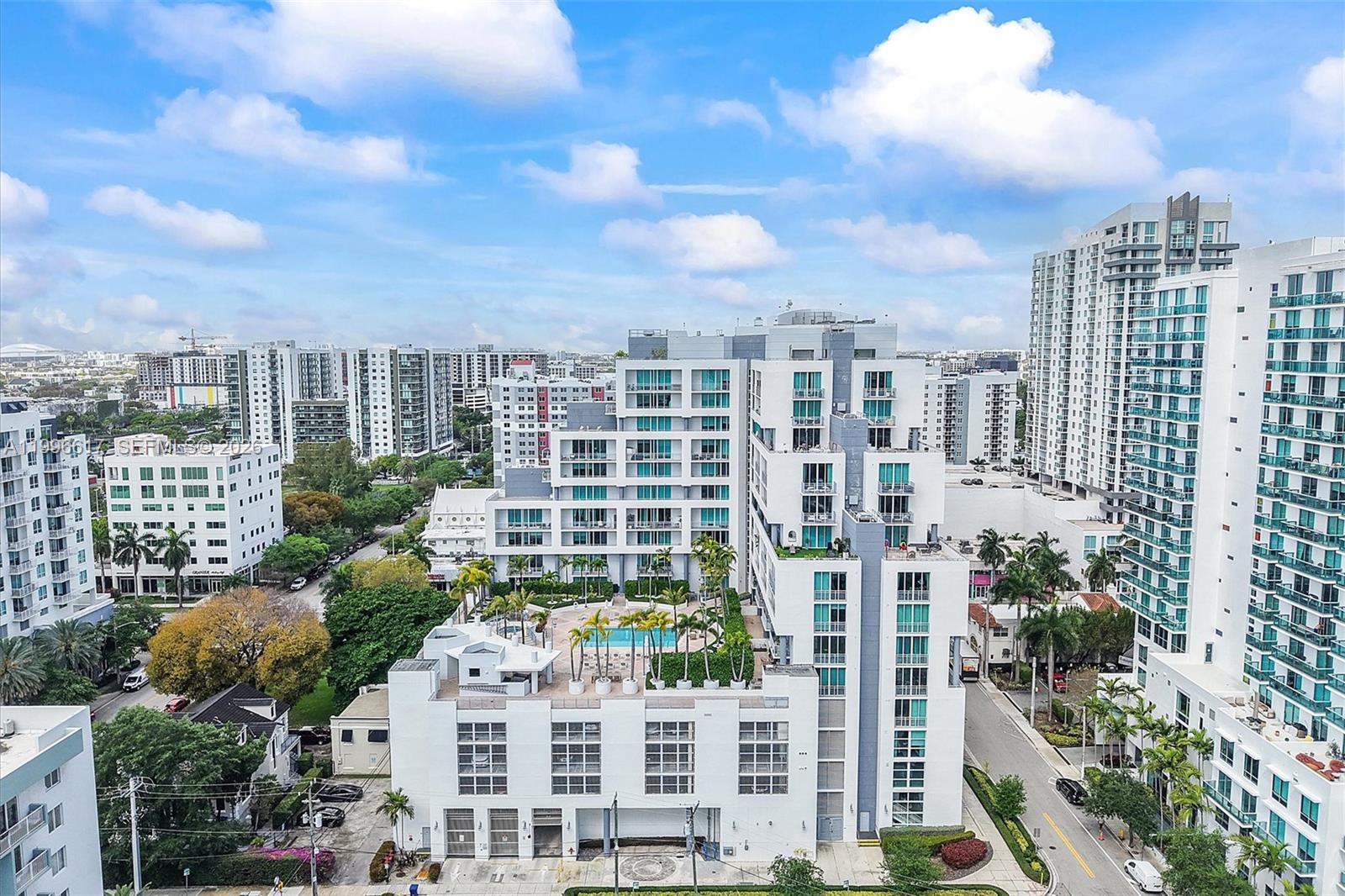 CITY 24 CONDO - Residential