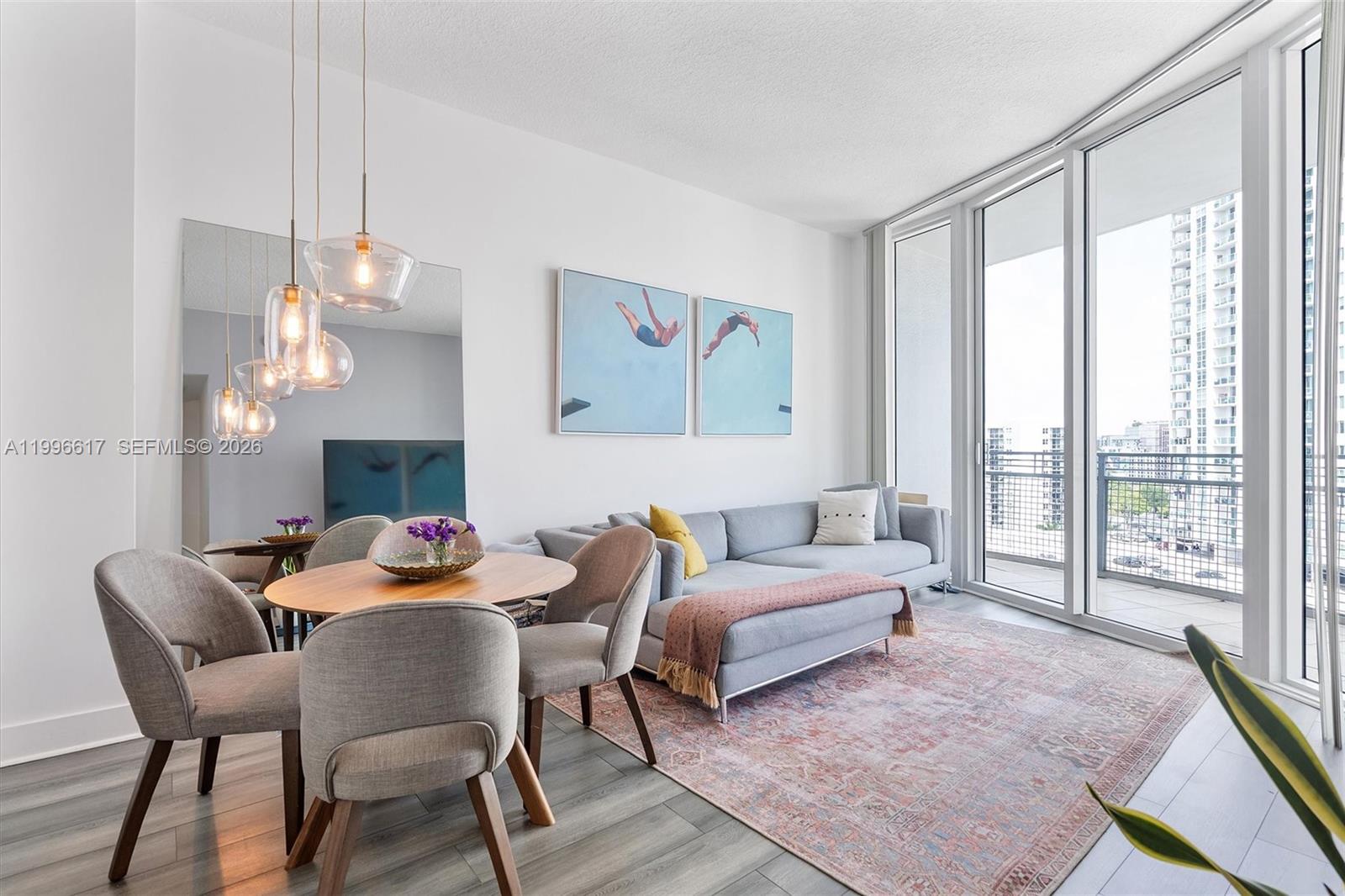 CITY 24 CONDO - Residential