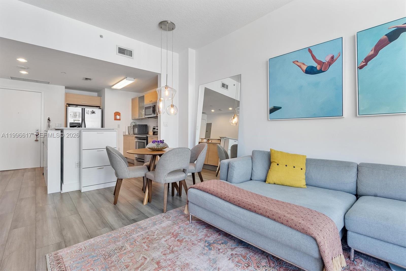 CITY 24 CONDO - Residential