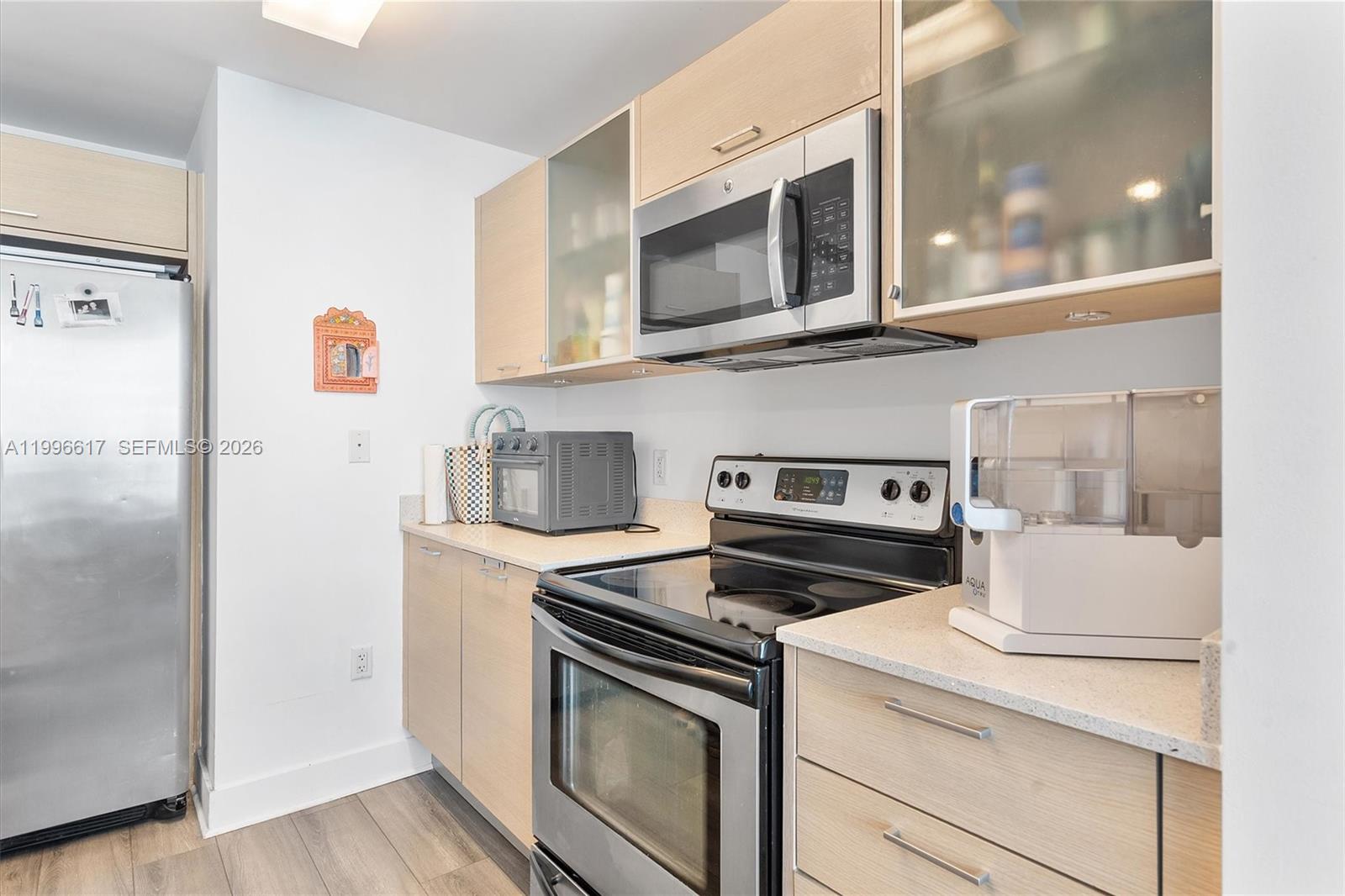 CITY 24 CONDO - Residential