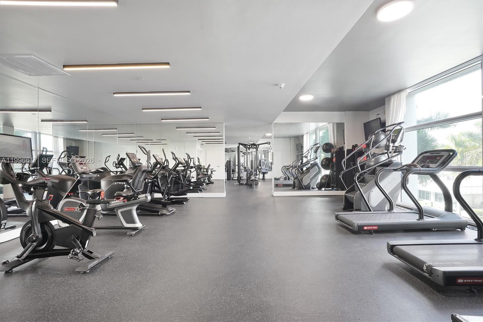 CITY 24 CONDO - Residential