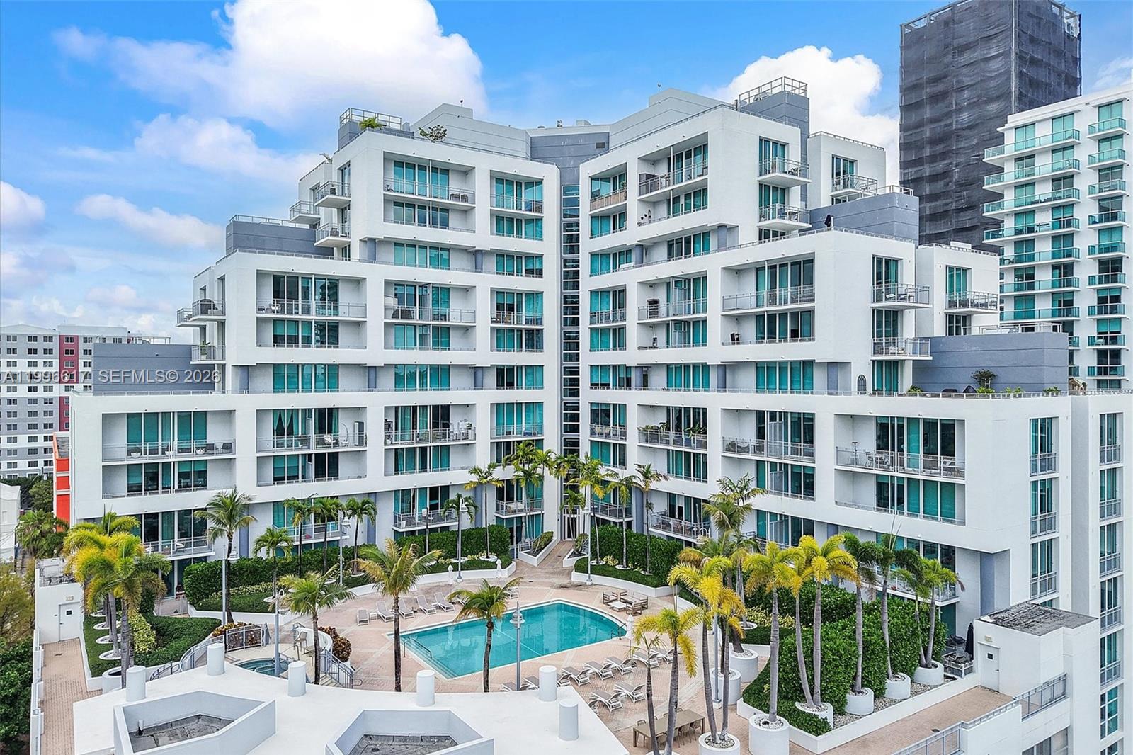 CITY 24 CONDO - Residential