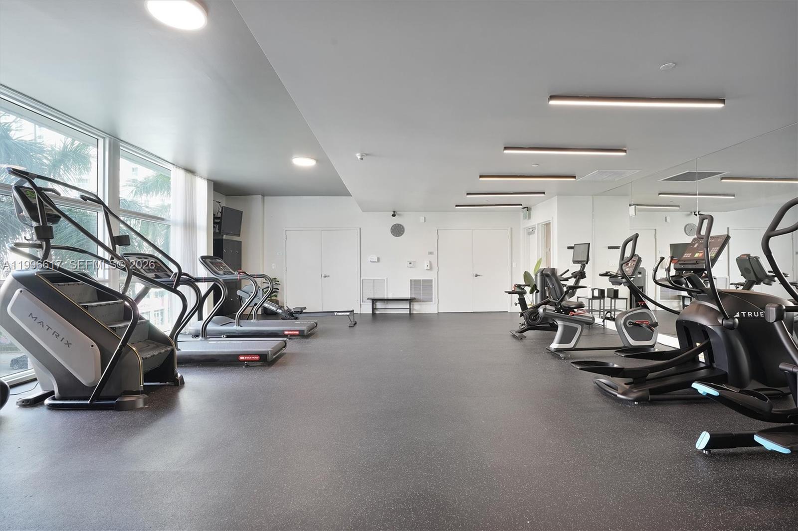 CITY 24 CONDO - Residential