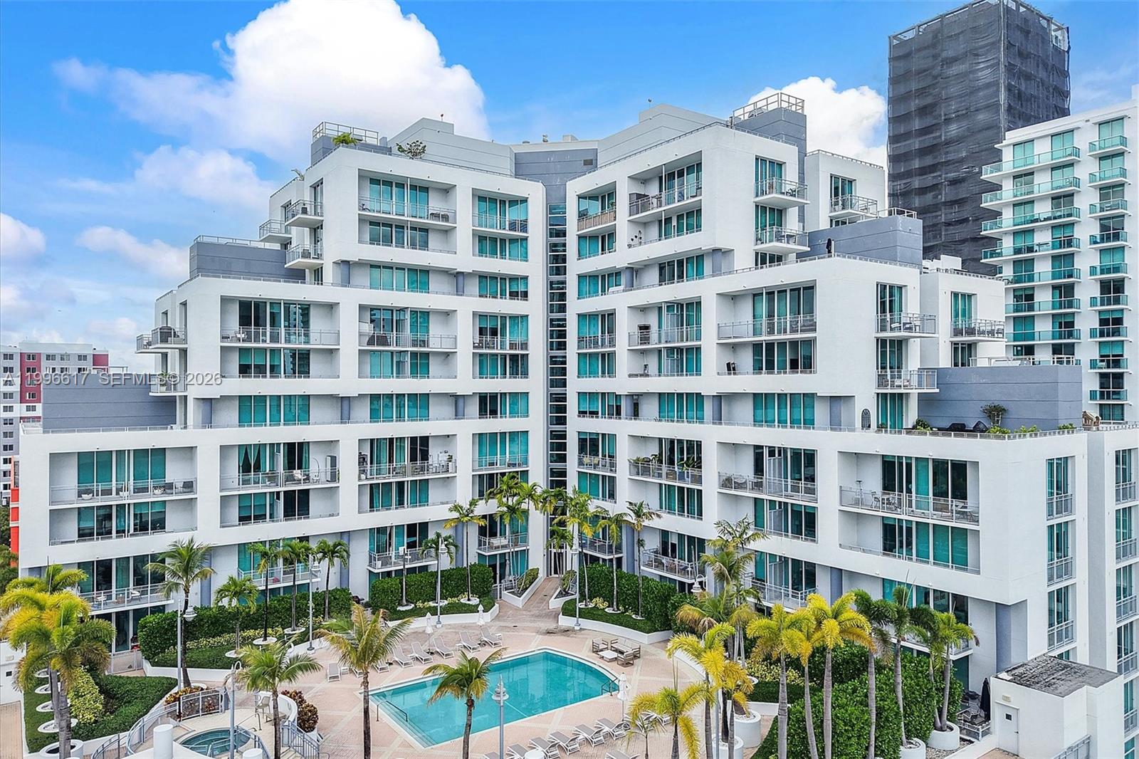 CITY 24 CONDO - Residential