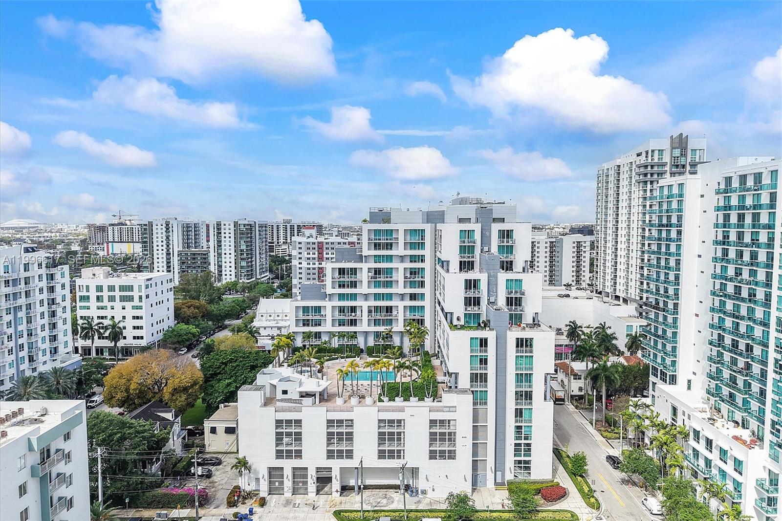 CITY 24 CONDO - Residential