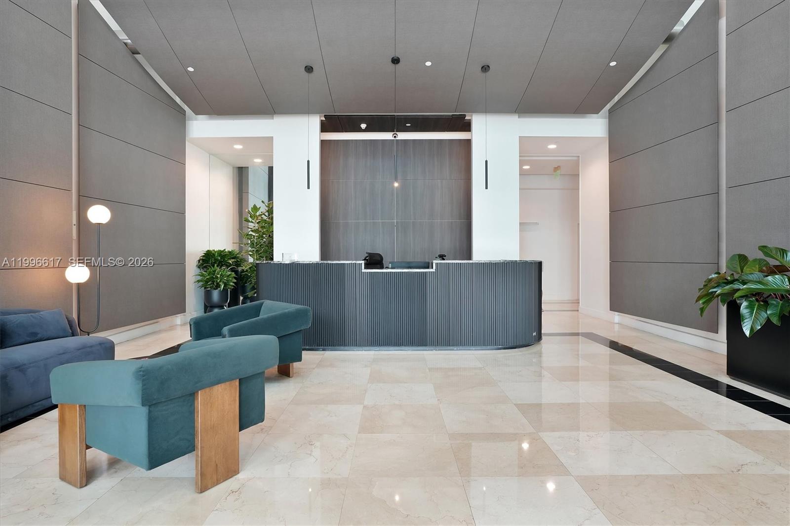 CITY 24 CONDO - Residential