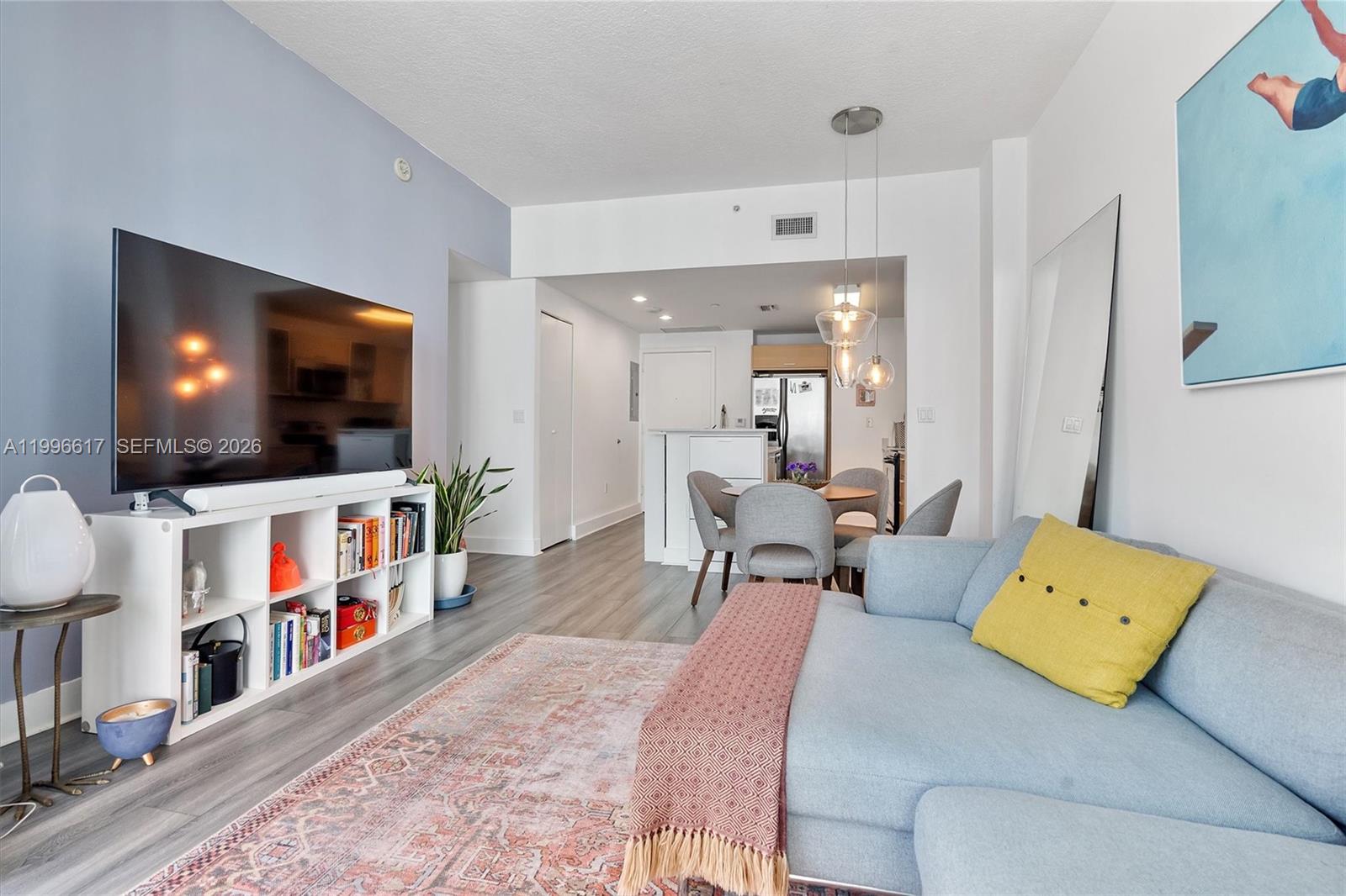 CITY 24 CONDO - Residential