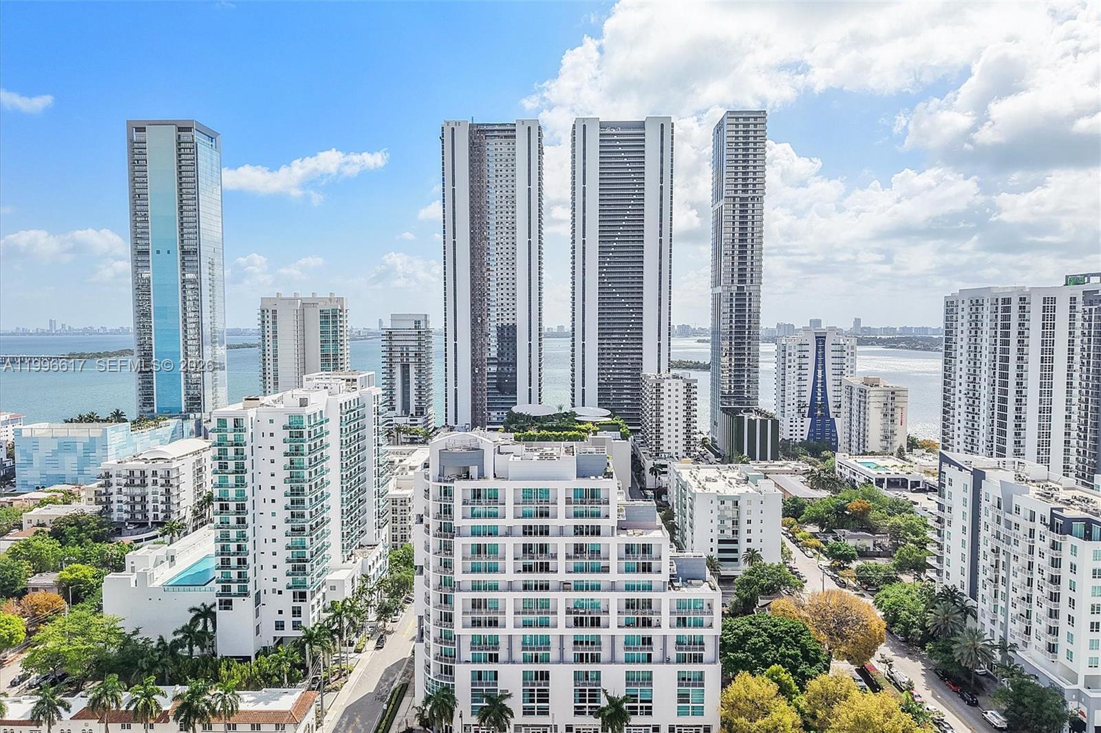 CITY 24 CONDO - Residential