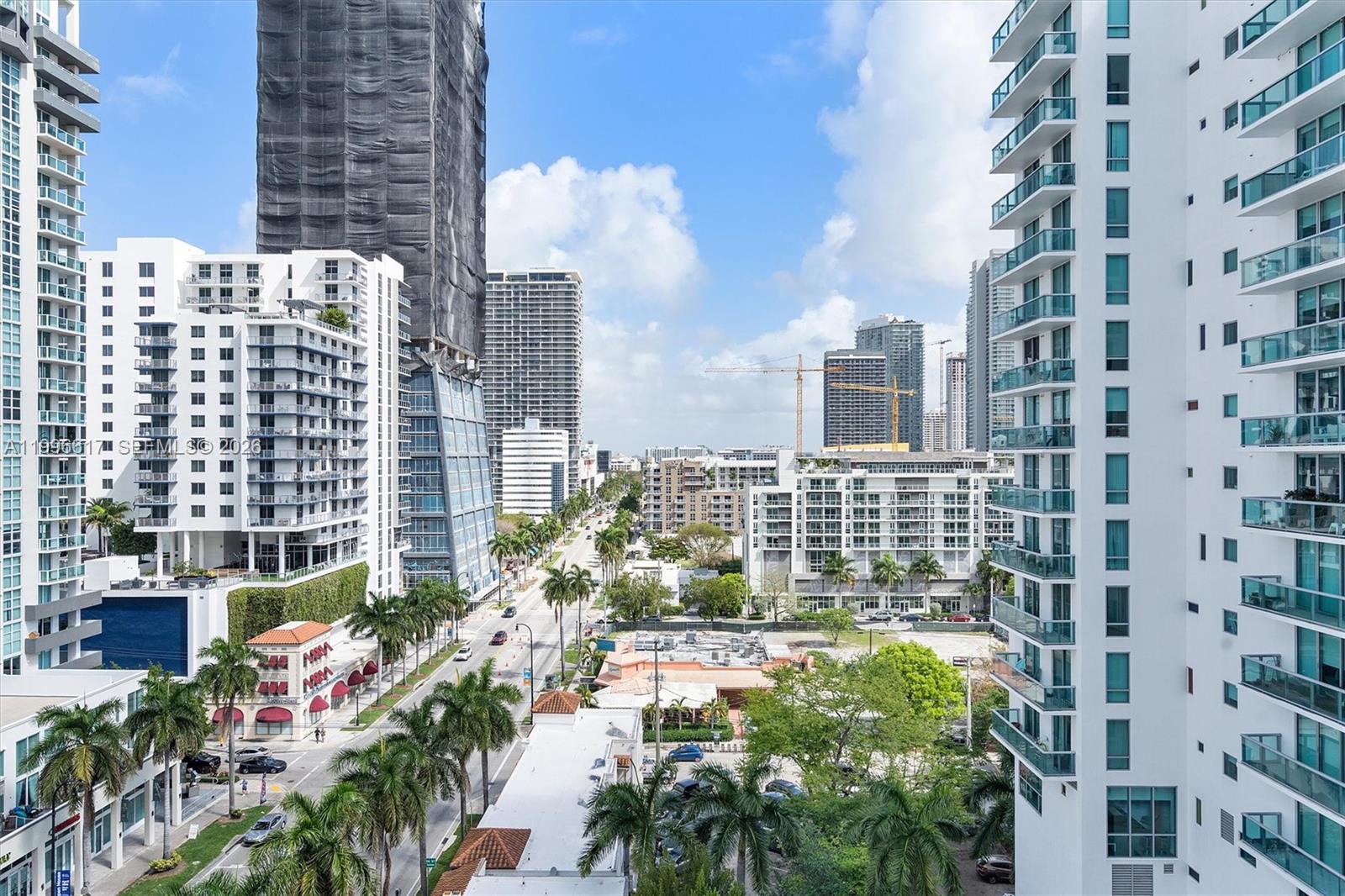 CITY 24 CONDO - Residential