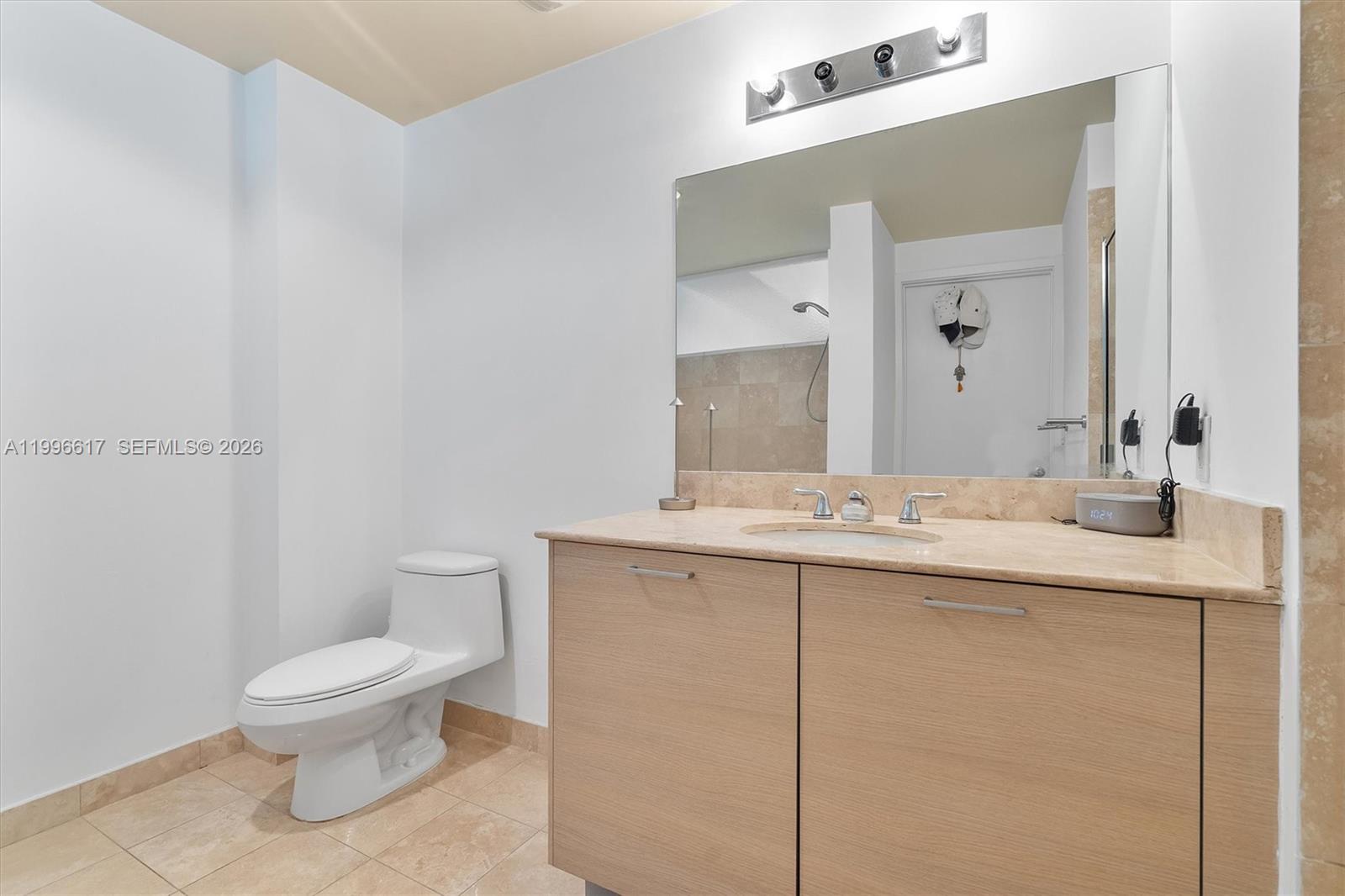 CITY 24 CONDO - Residential