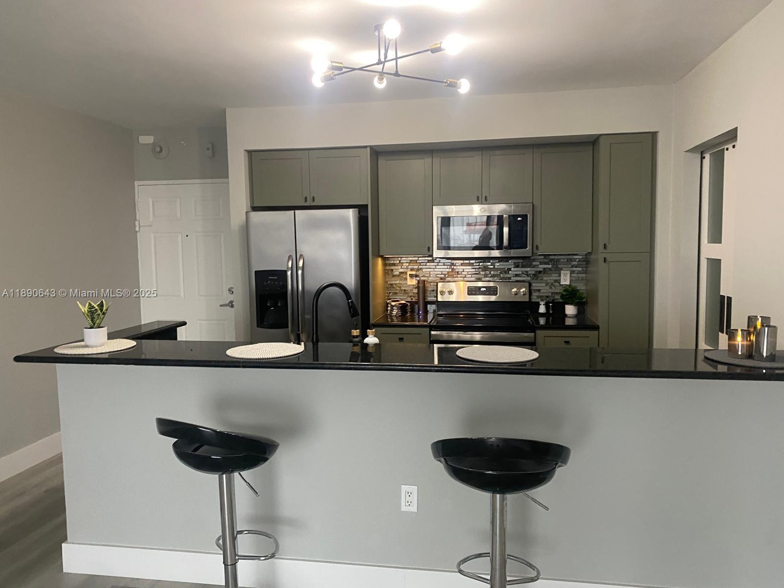 ISLAND POINTE CONDO - Residential Lease
