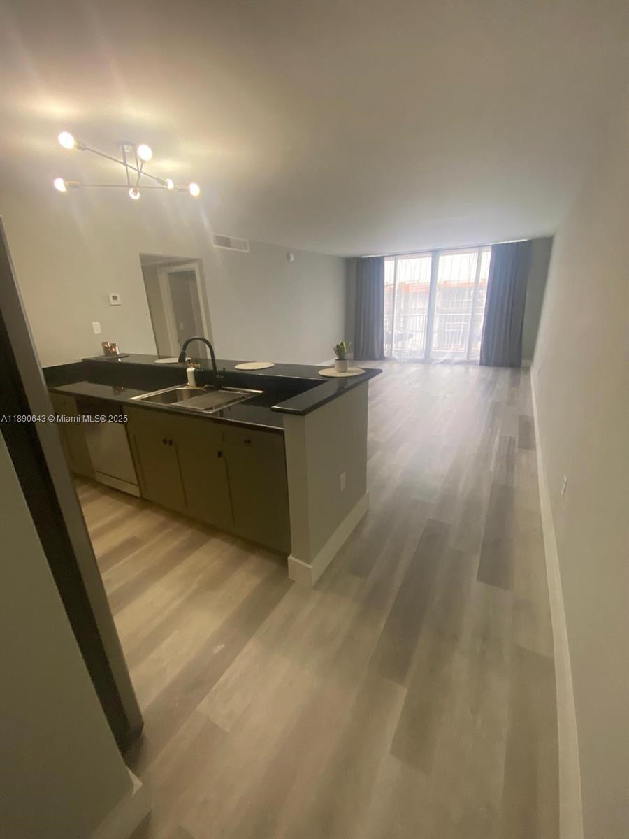 ISLAND POINTE CONDO - Residential Lease