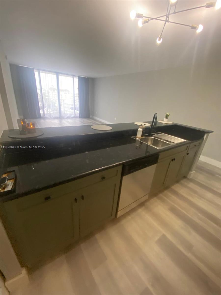 ISLAND POINTE CONDO - Residential Lease