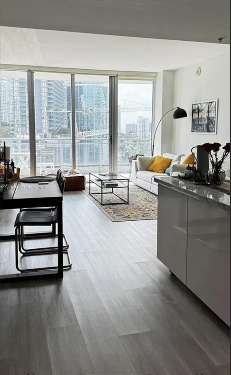 MINT CONDO - Residential Lease