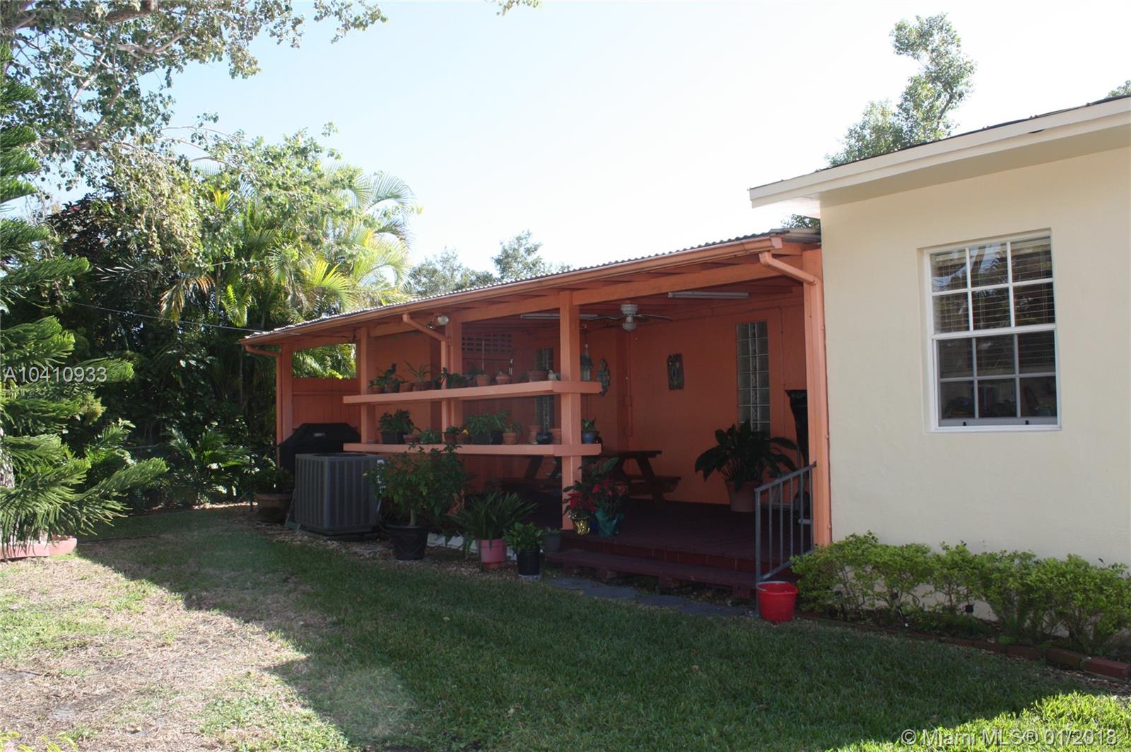 SILVER BLUFF EST-SEC B - Residential