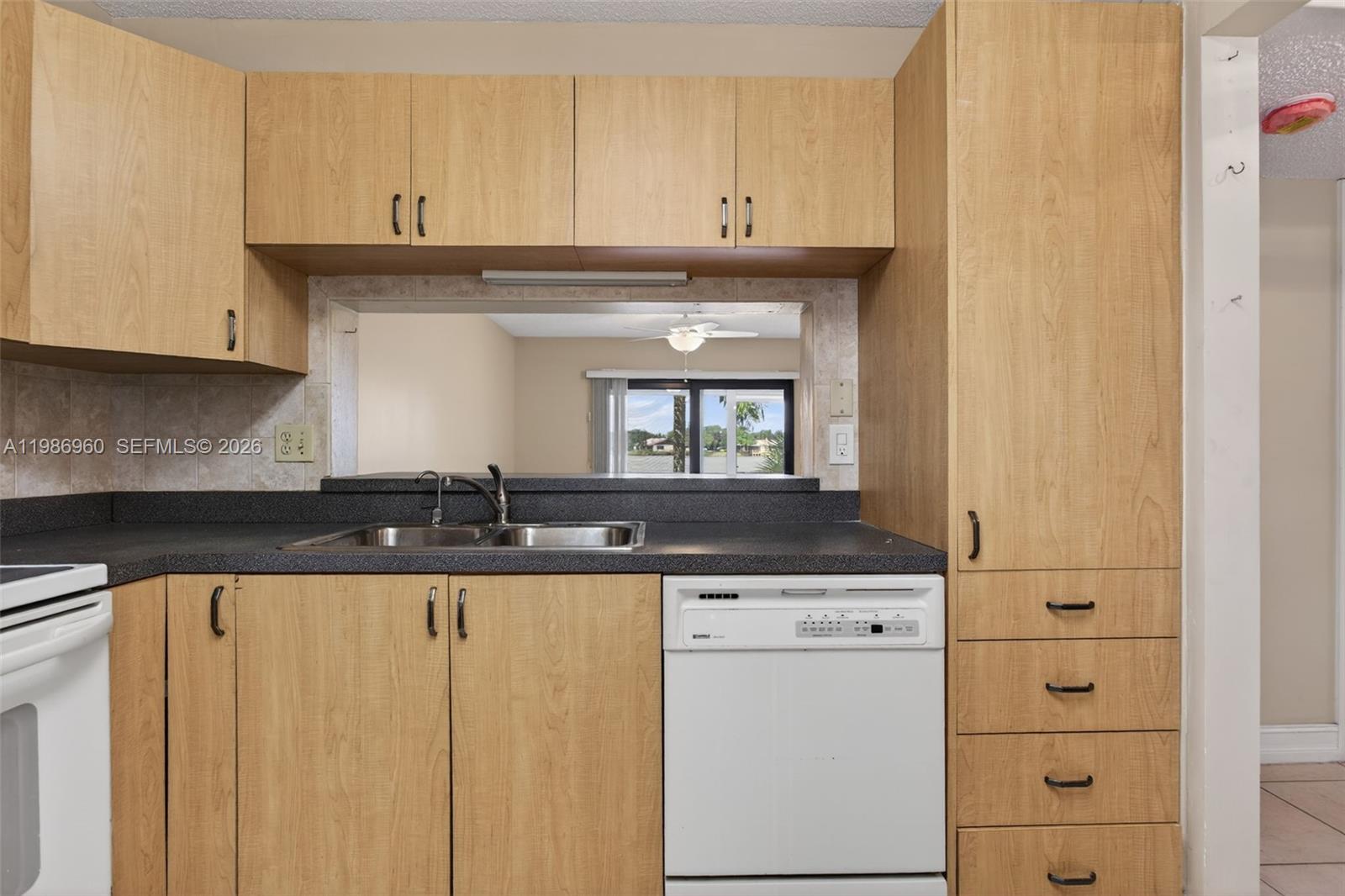 VIEWPOINTE CONDO - Residential