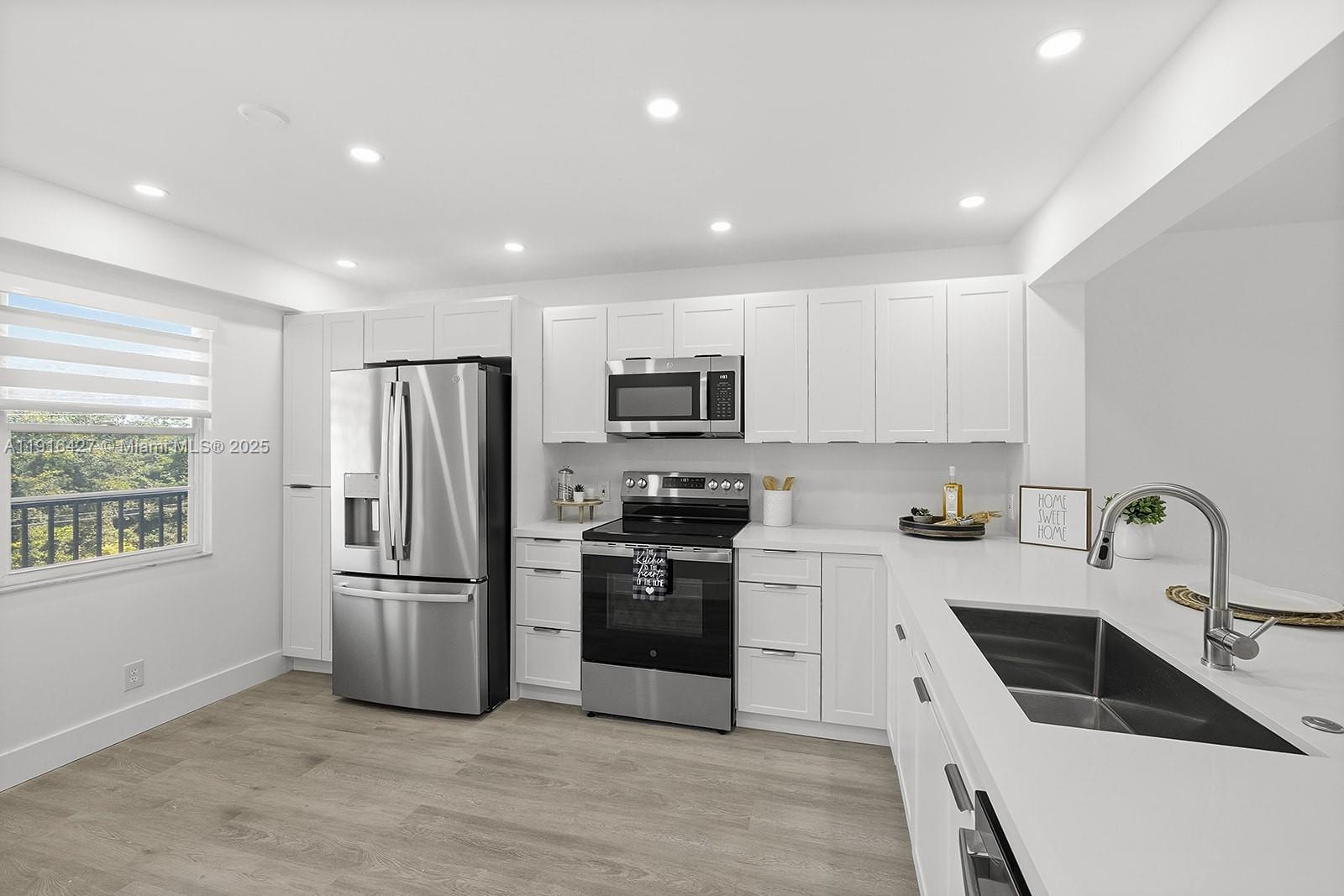 BUCKINGHAM EAST AT CENTUR - Residential