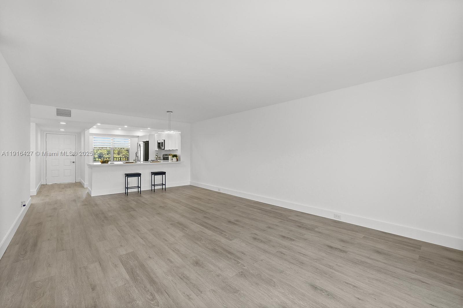 BUCKINGHAM EAST AT CENTUR - Residential