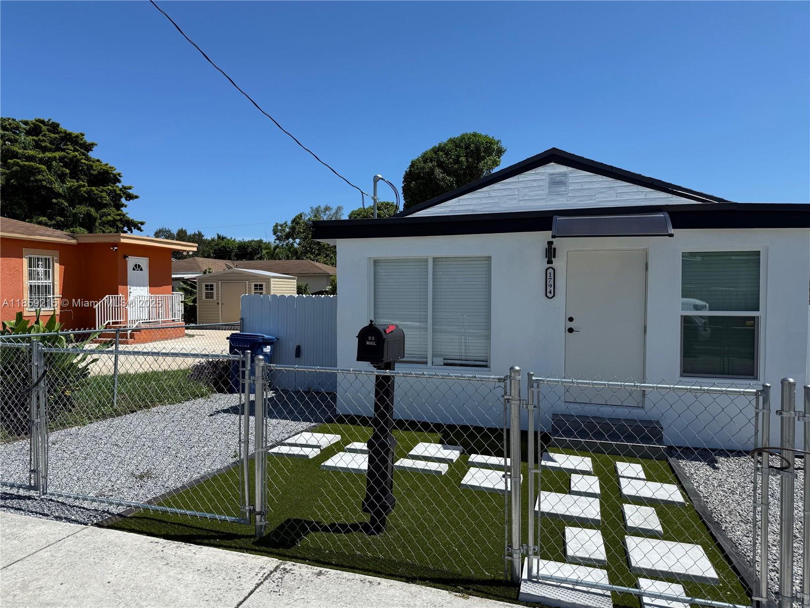 1794 NW 74th Ter