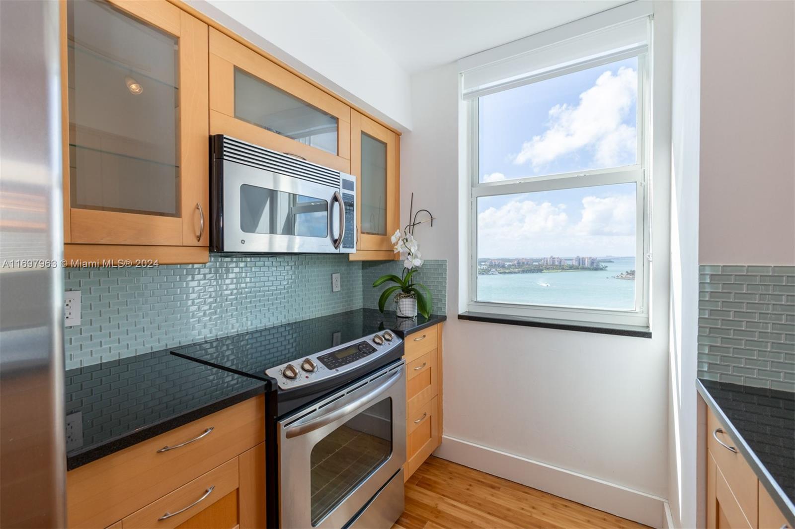 90 Alton Rd 1712
