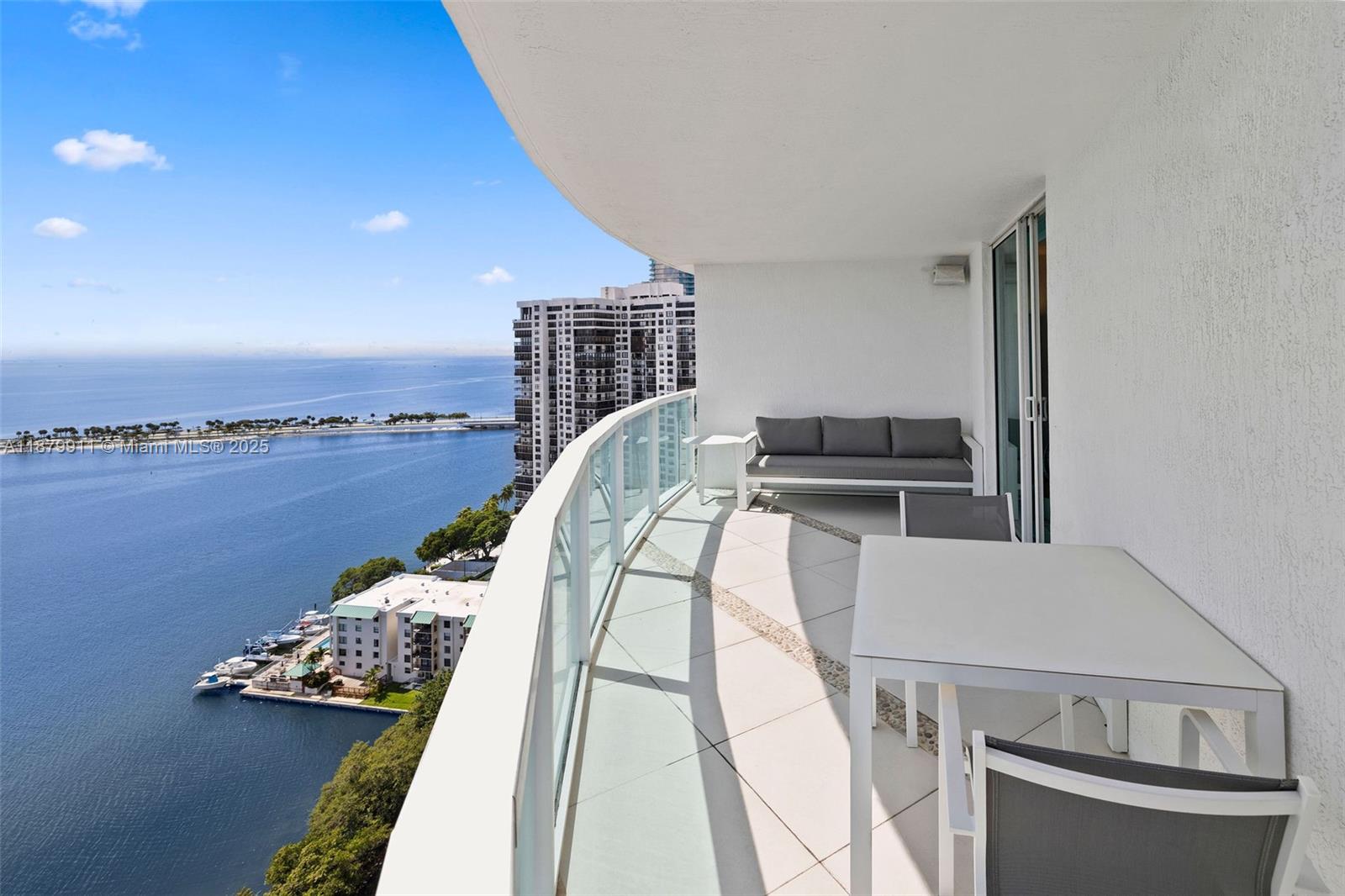 SKYLINE ON BRICKELL CONDO - Residential