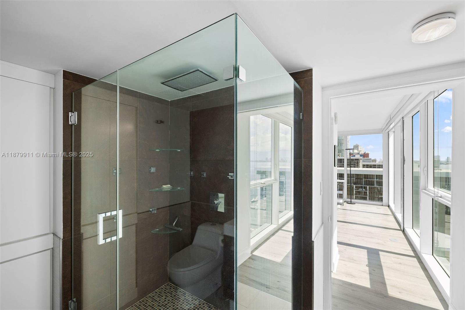 SKYLINE ON BRICKELL CONDO - Residential