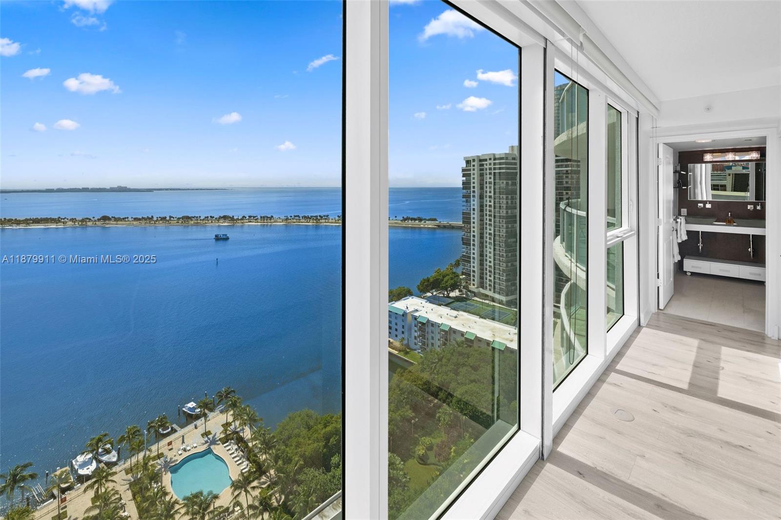 SKYLINE ON BRICKELL CONDO - Residential