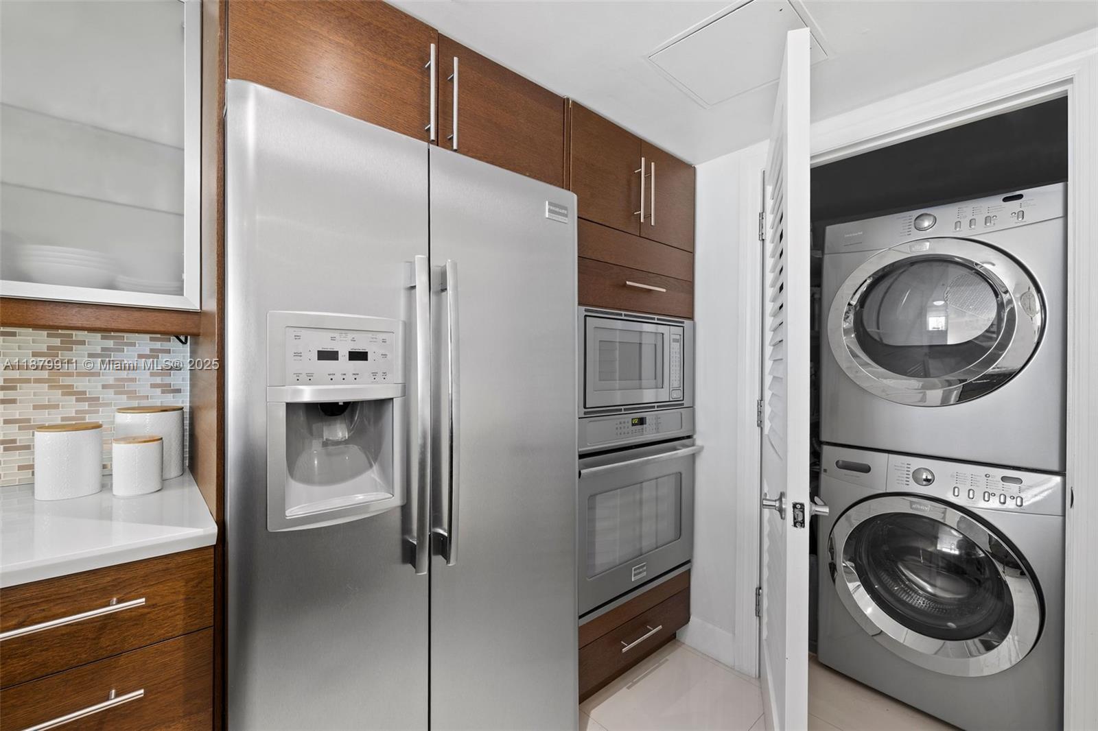 SKYLINE ON BRICKELL CONDO - Residential