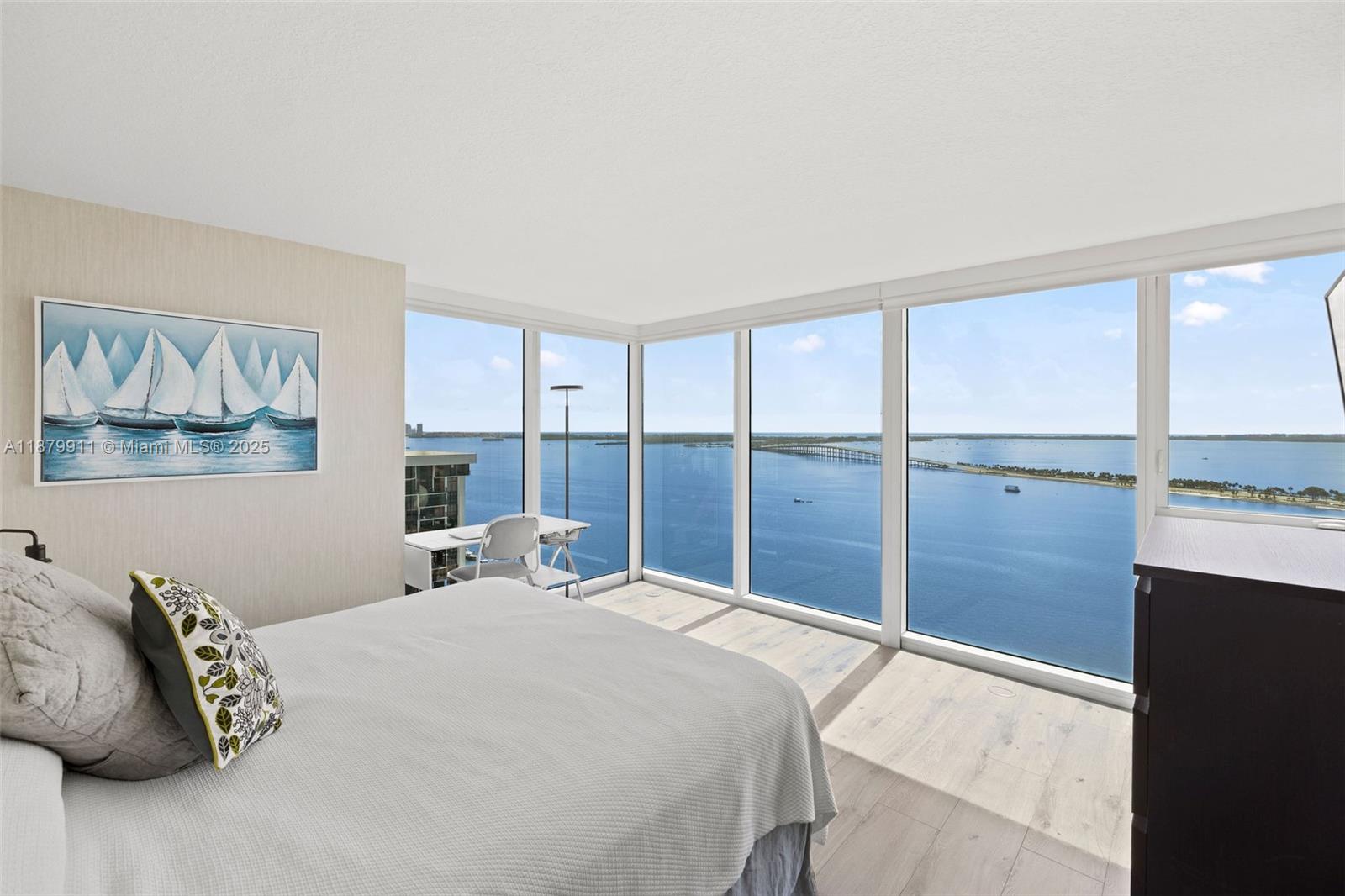 SKYLINE ON BRICKELL CONDO - Residential