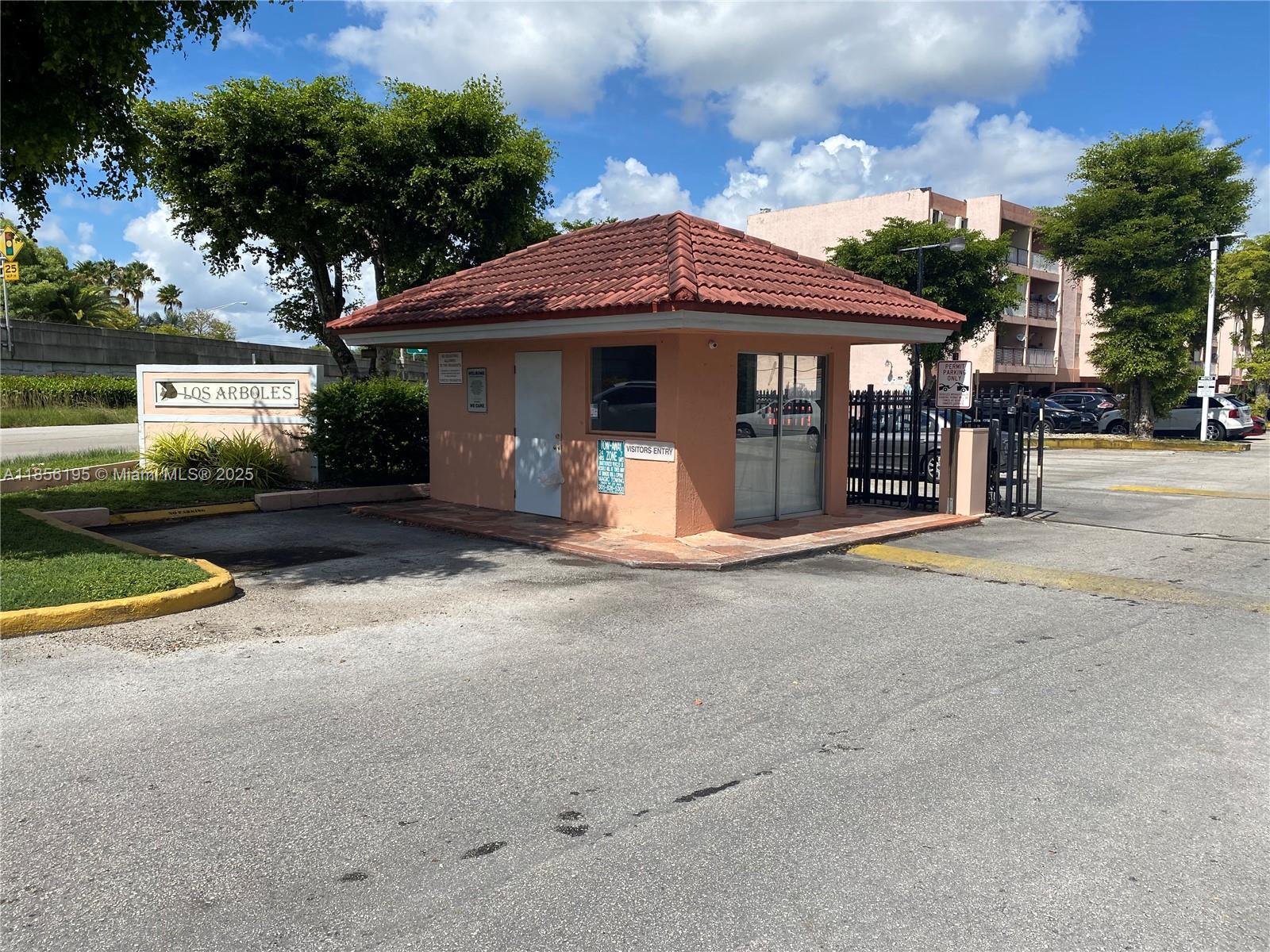 Location!!! Spacious 2/2 Condo/Townhouse located in the heart of Hialeah, title through out, high vaulted ceiling, and loft that can be used as an office. The unit contains wash and dryer are inside walking closet, 24hour security patrol, pool, distance to restaurant, shopping center, and great school. Won't last, 24 hours appointment to show.