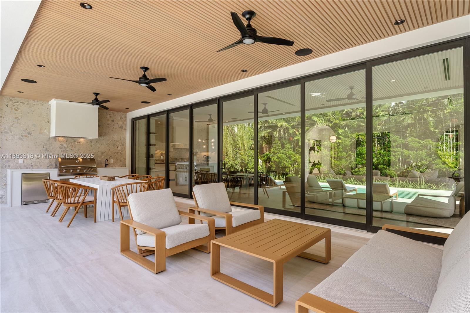 SOUTH MIAMI VILLAS - Residential