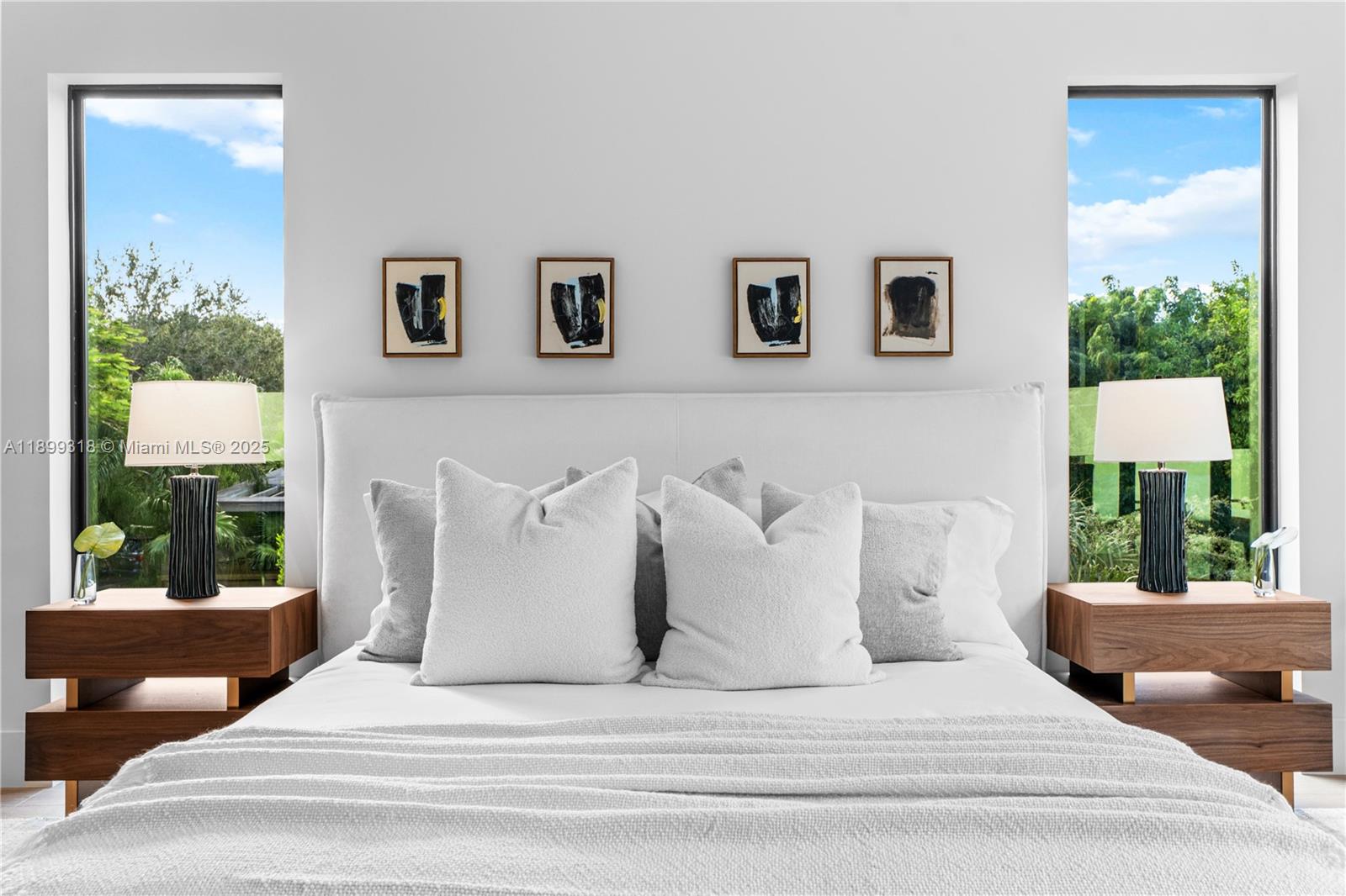 SOUTH MIAMI VILLAS - Residential