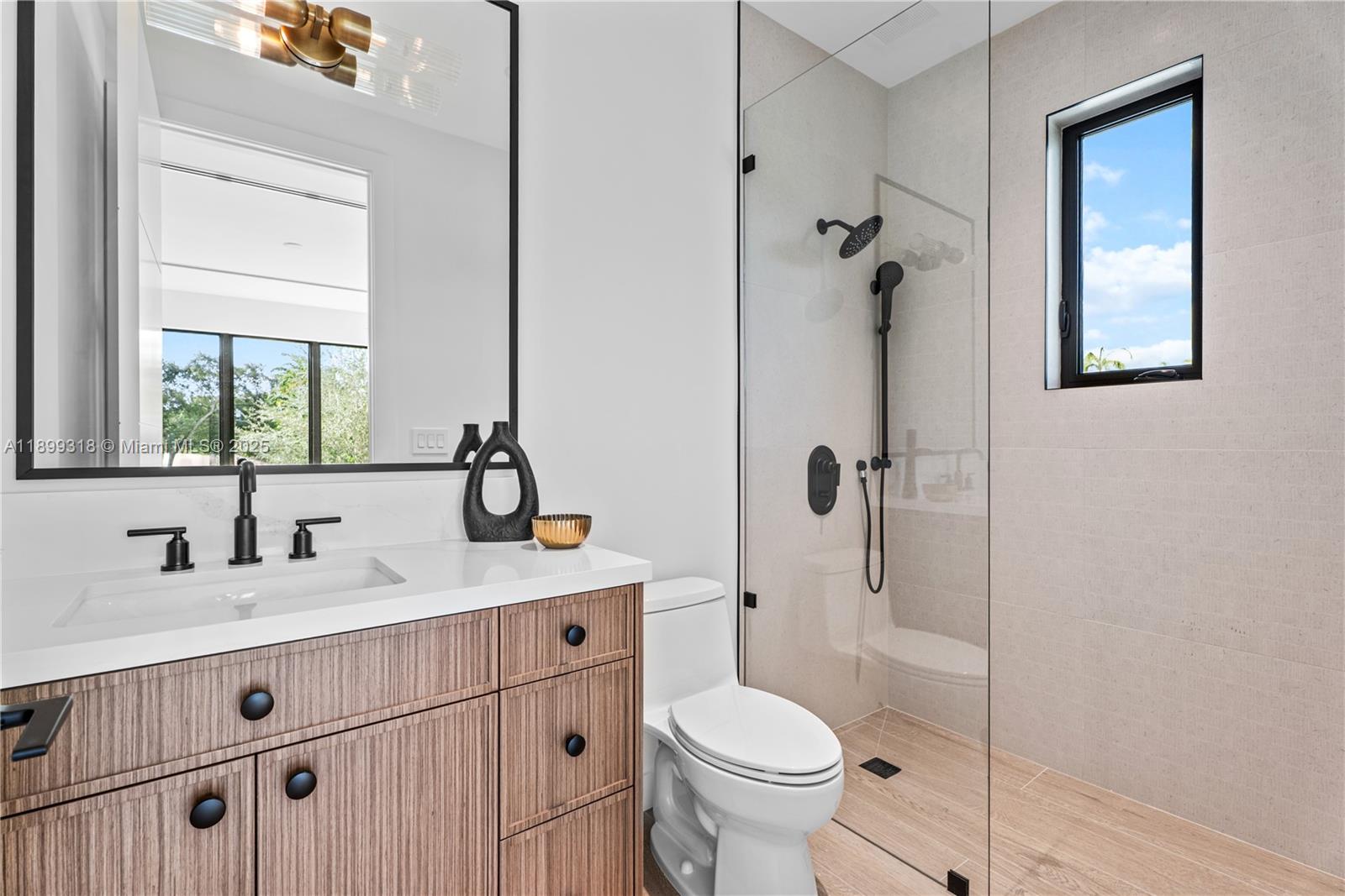 SOUTH MIAMI VILLAS - Residential