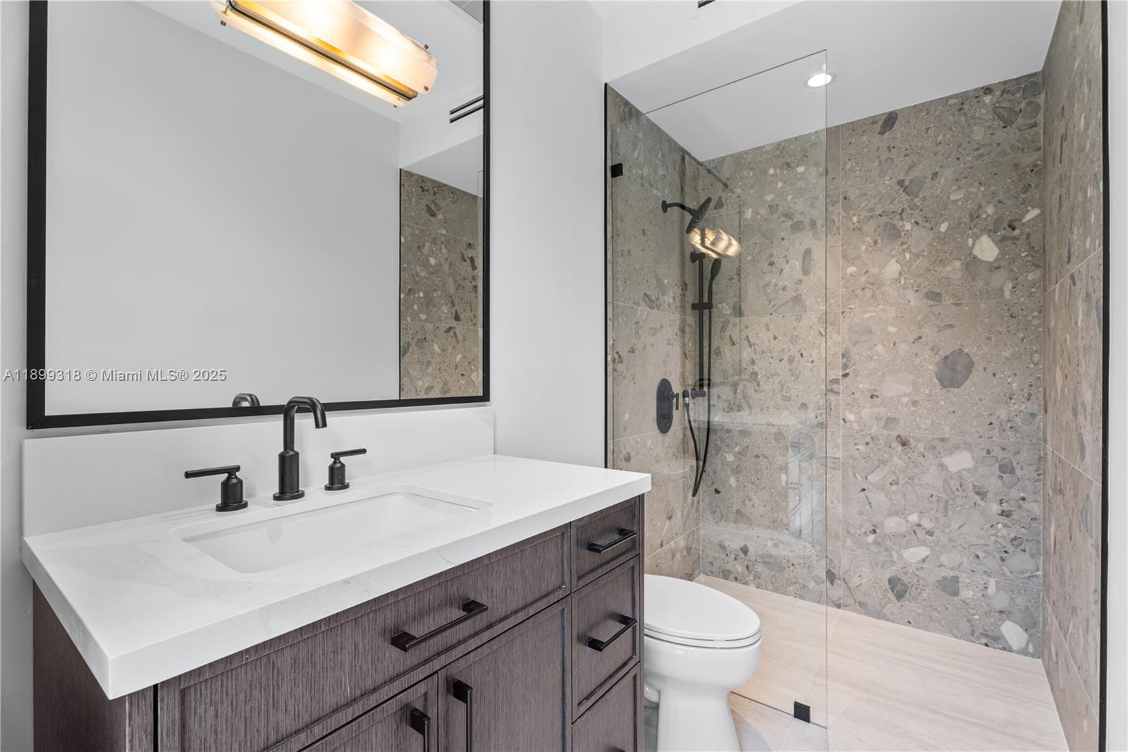 SOUTH MIAMI VILLAS - Residential