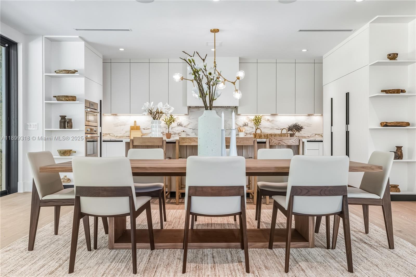 SOUTH MIAMI VILLAS - Residential