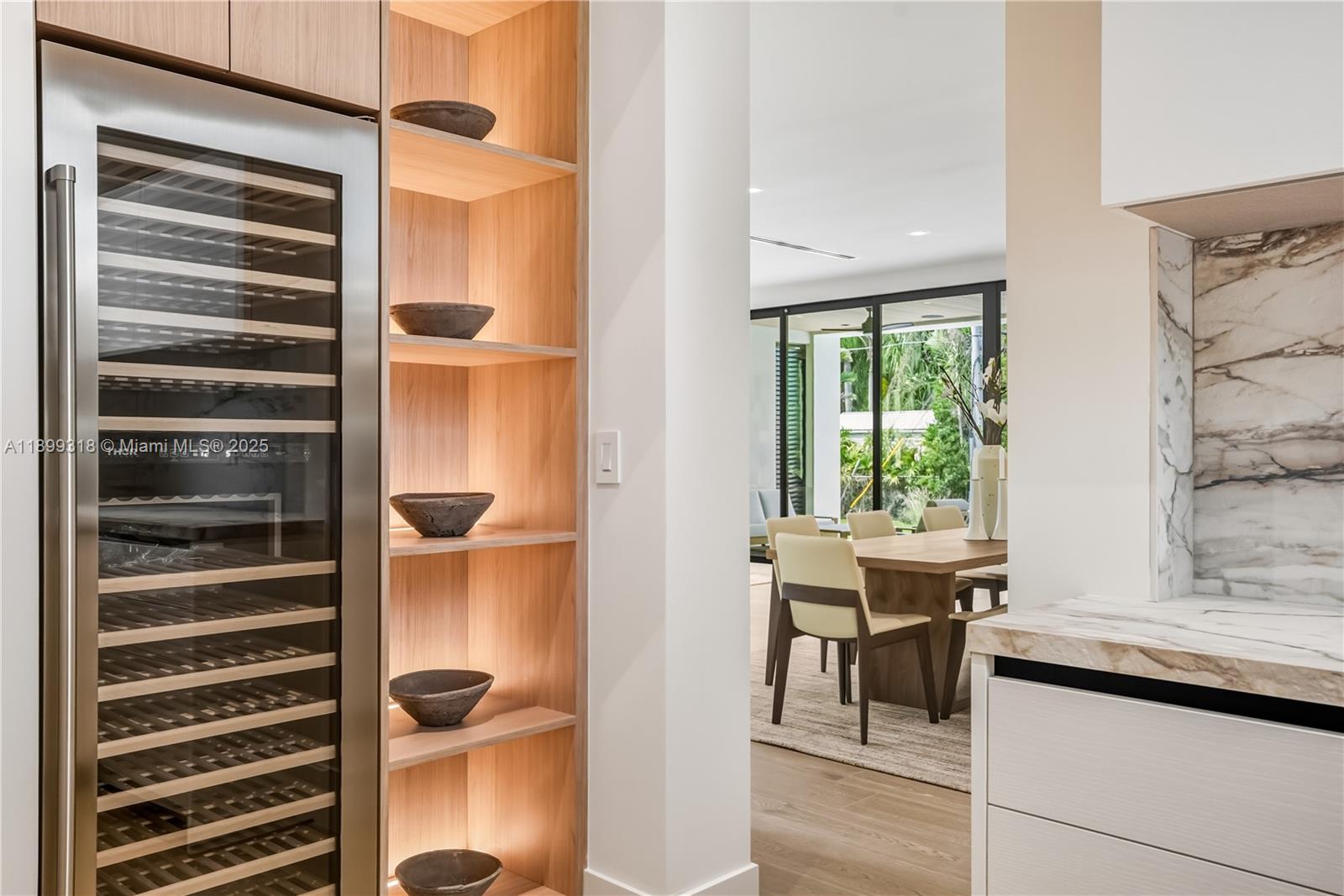 SOUTH MIAMI VILLAS - Residential