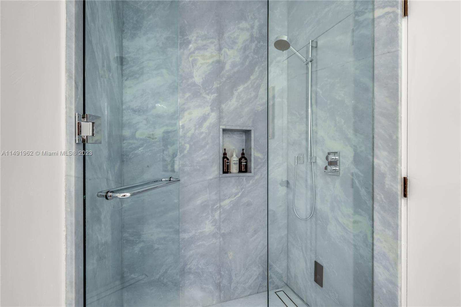 BEACH VIEW ADDN - Residential