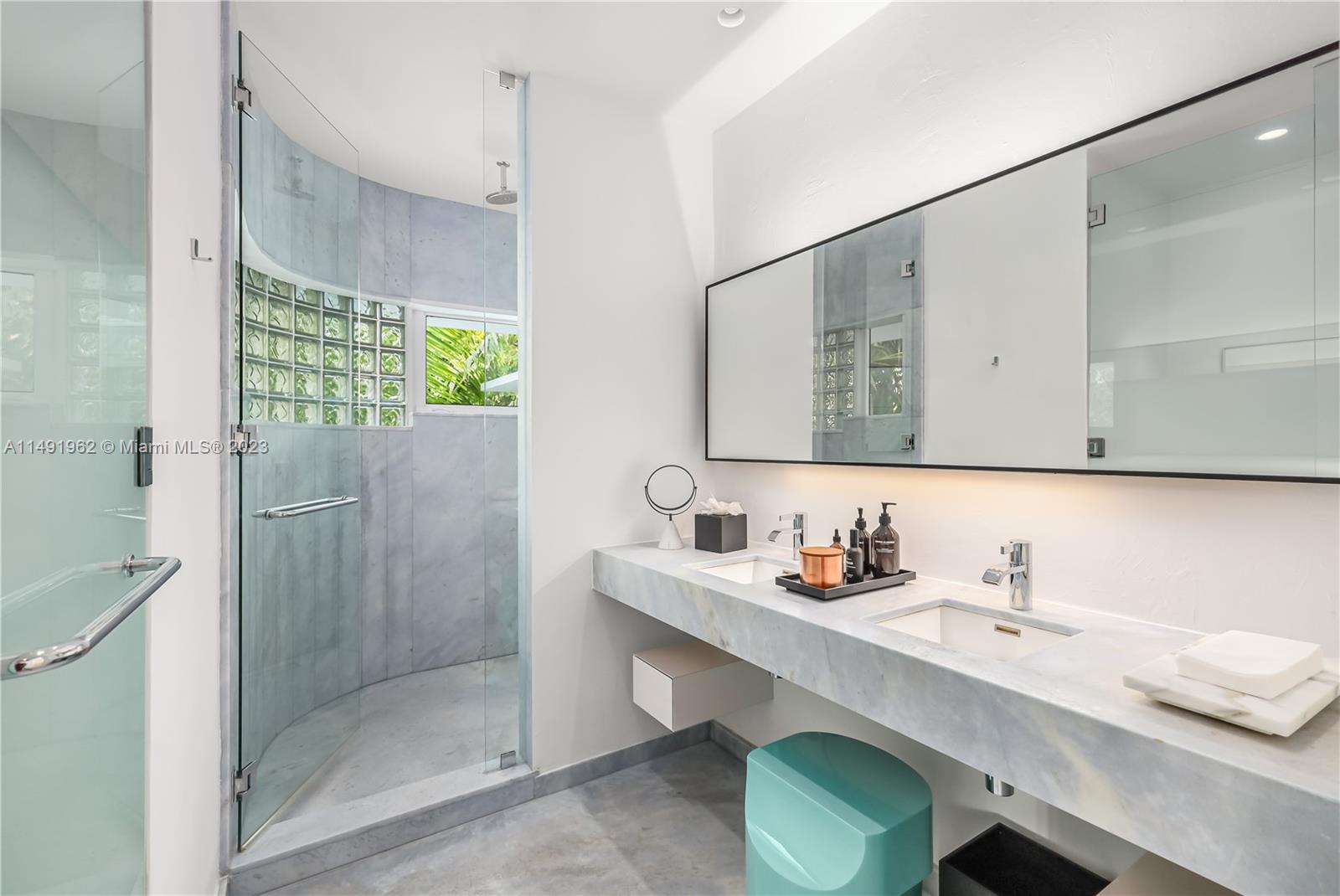 BEACH VIEW ADDN - Residential