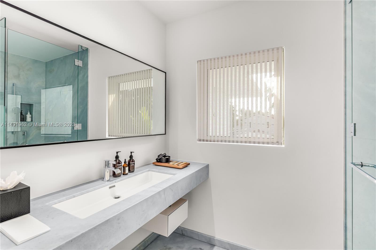 BEACH VIEW ADDN - Residential