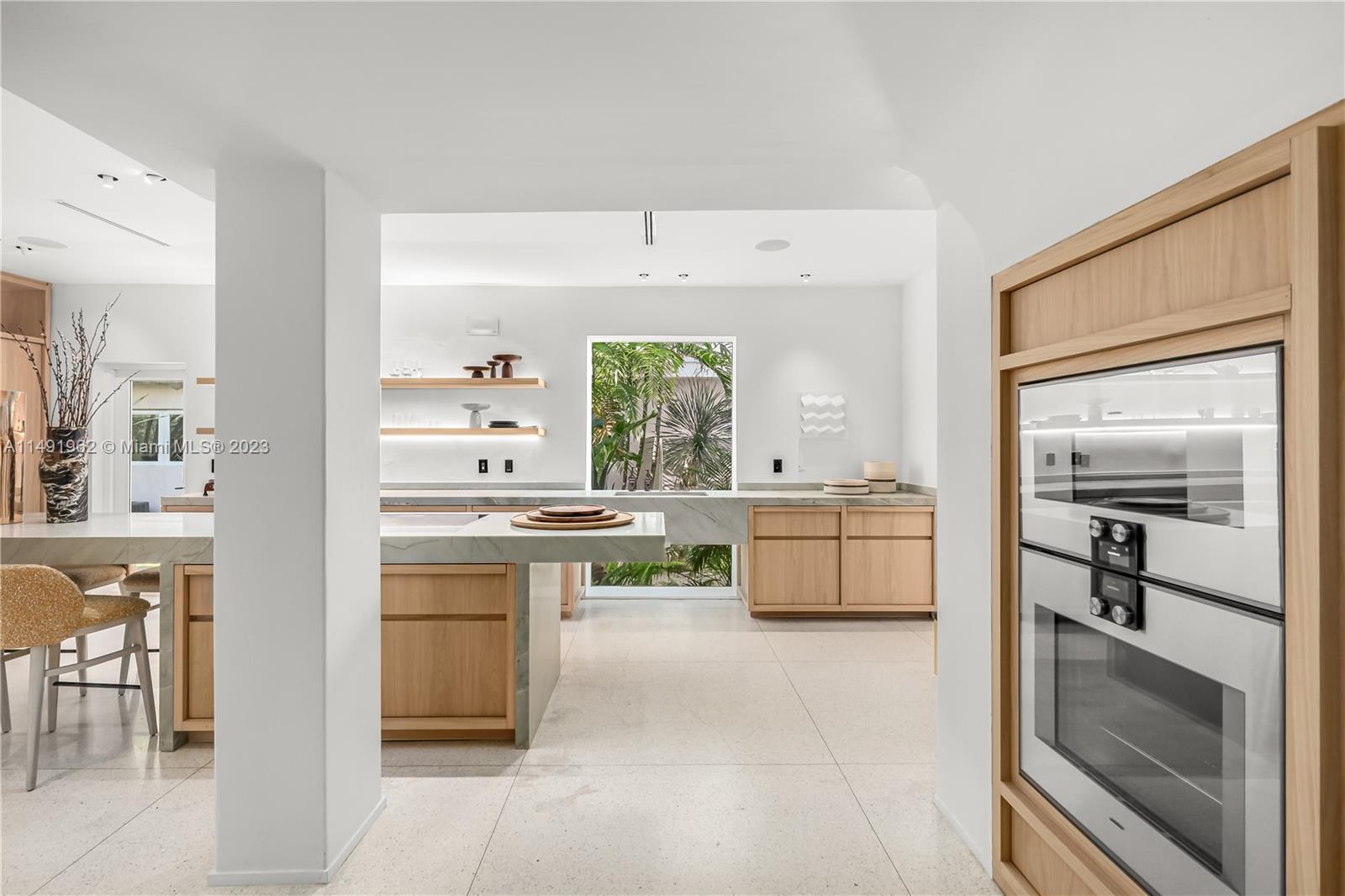 BEACH VIEW ADDN - Residential