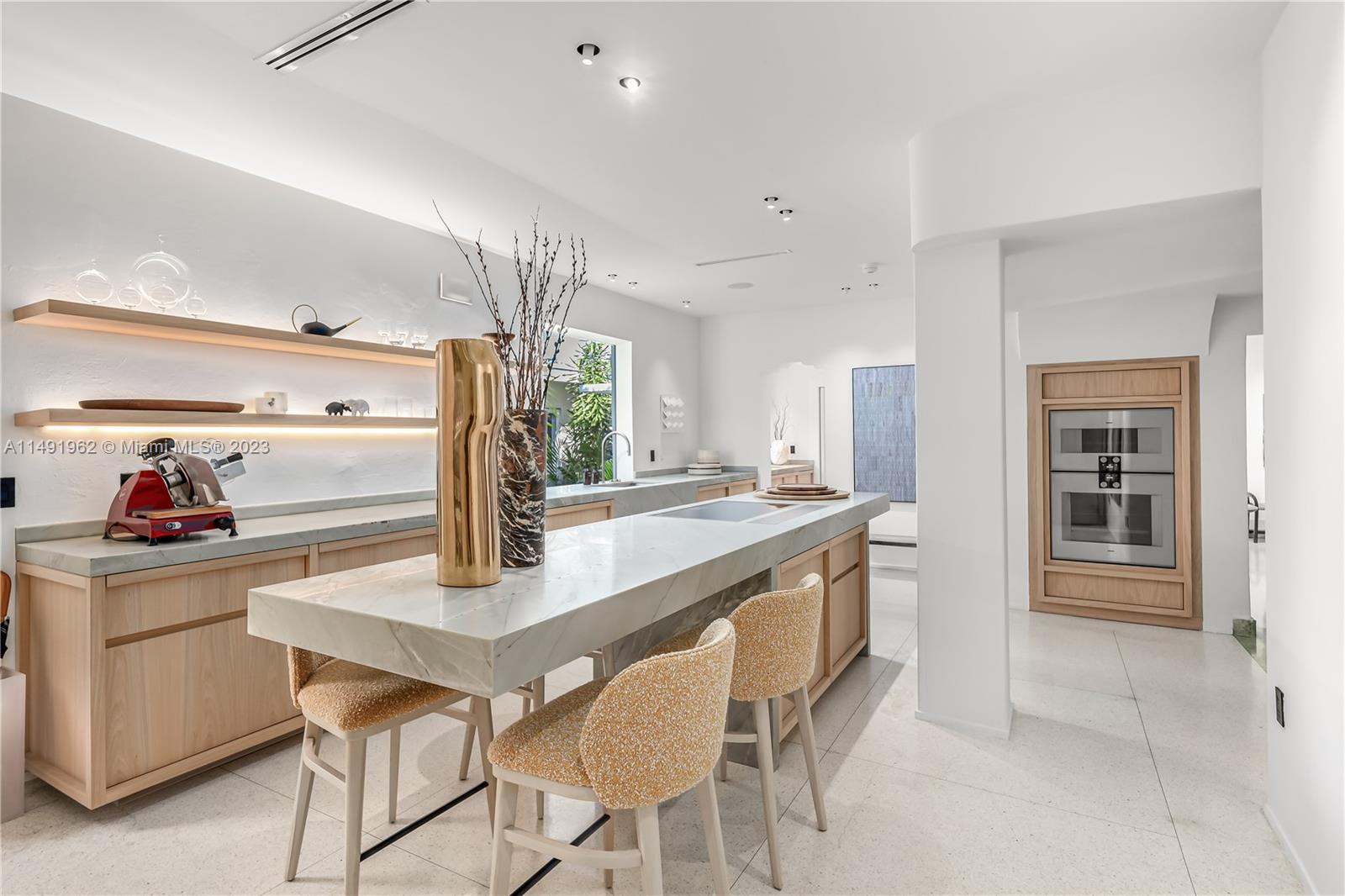 BEACH VIEW ADDN - Residential